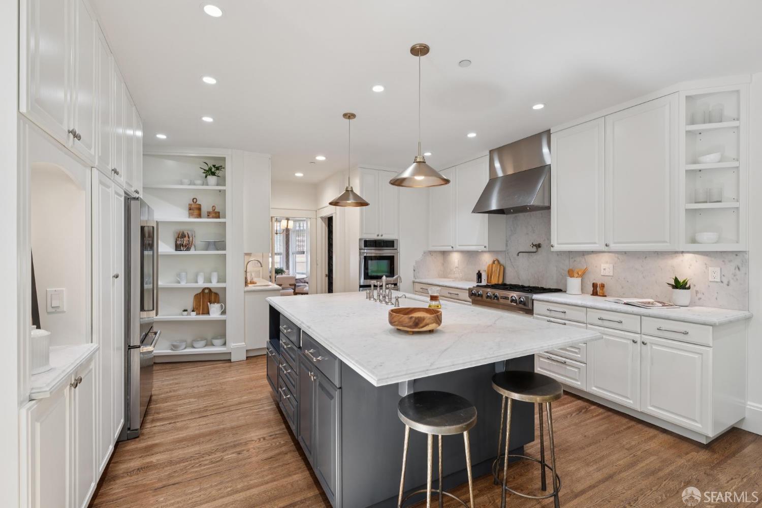 190 25th Avenue