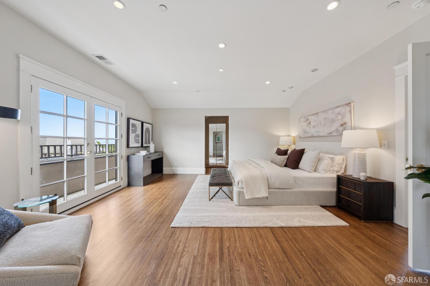 190 25th Avenue