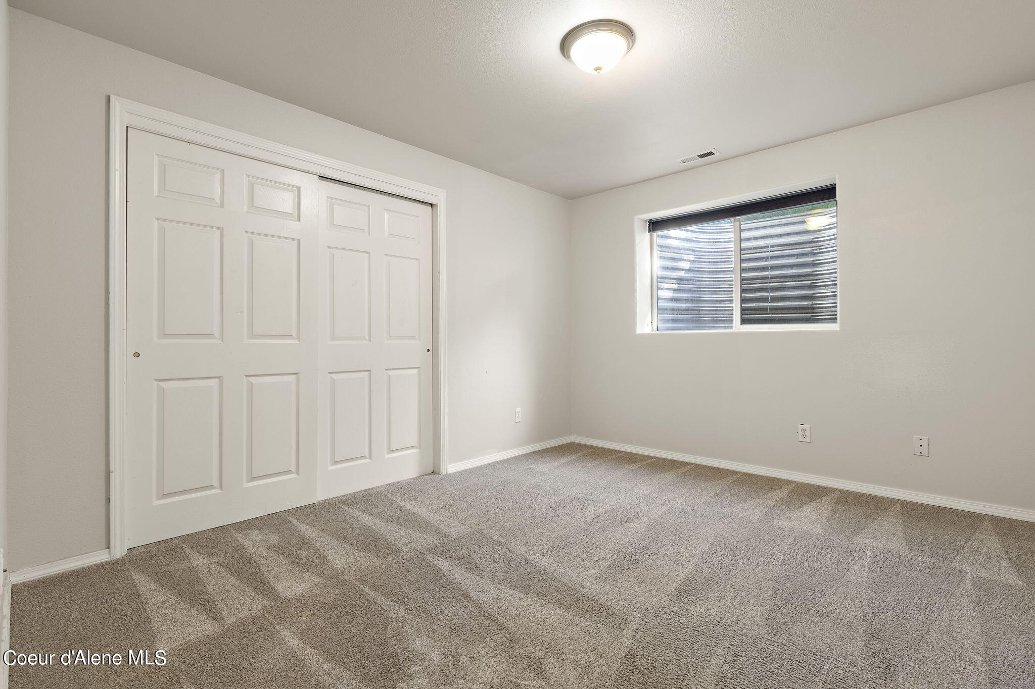 8424 N Parkside Drive