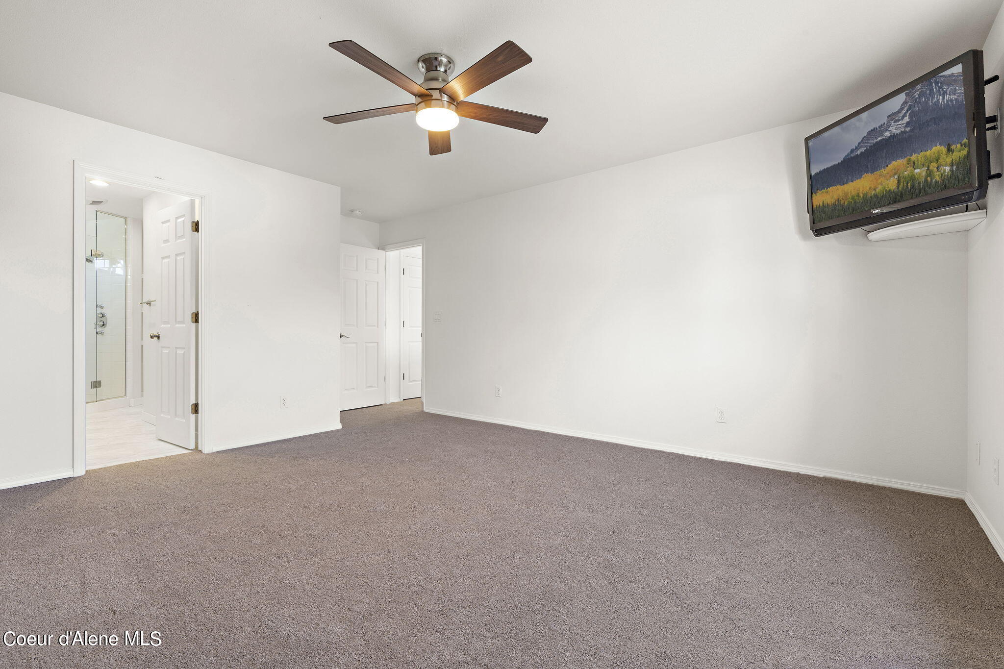 8424 N Parkside Drive