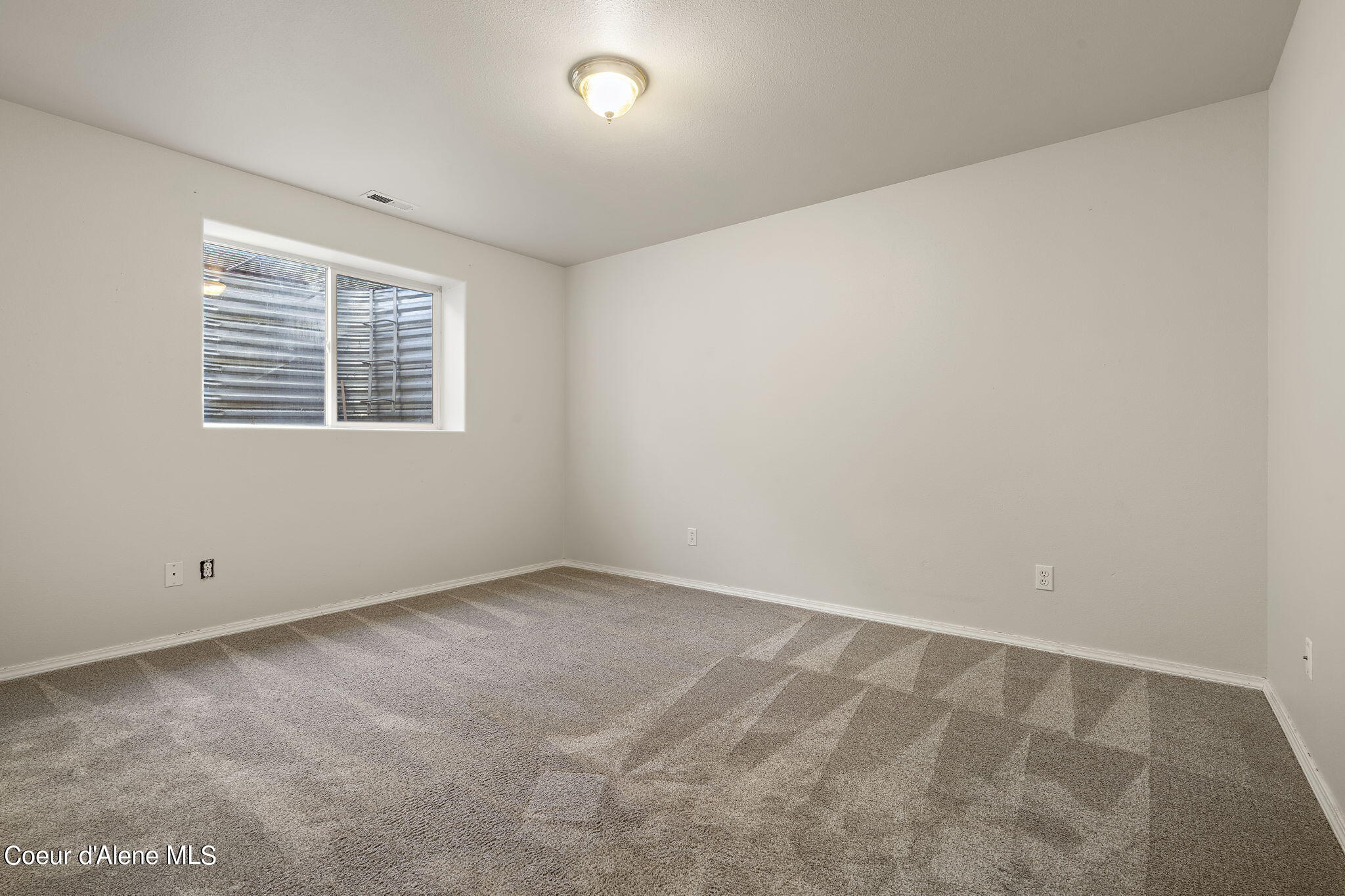 8424 N Parkside Drive