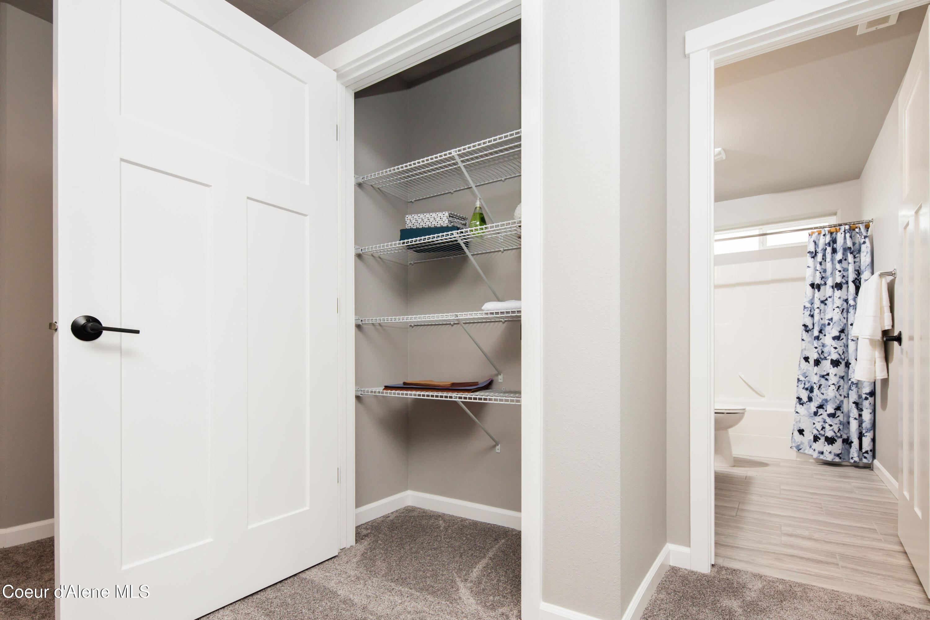 2648 W VICTOR LOOP, Coeur d'Alene