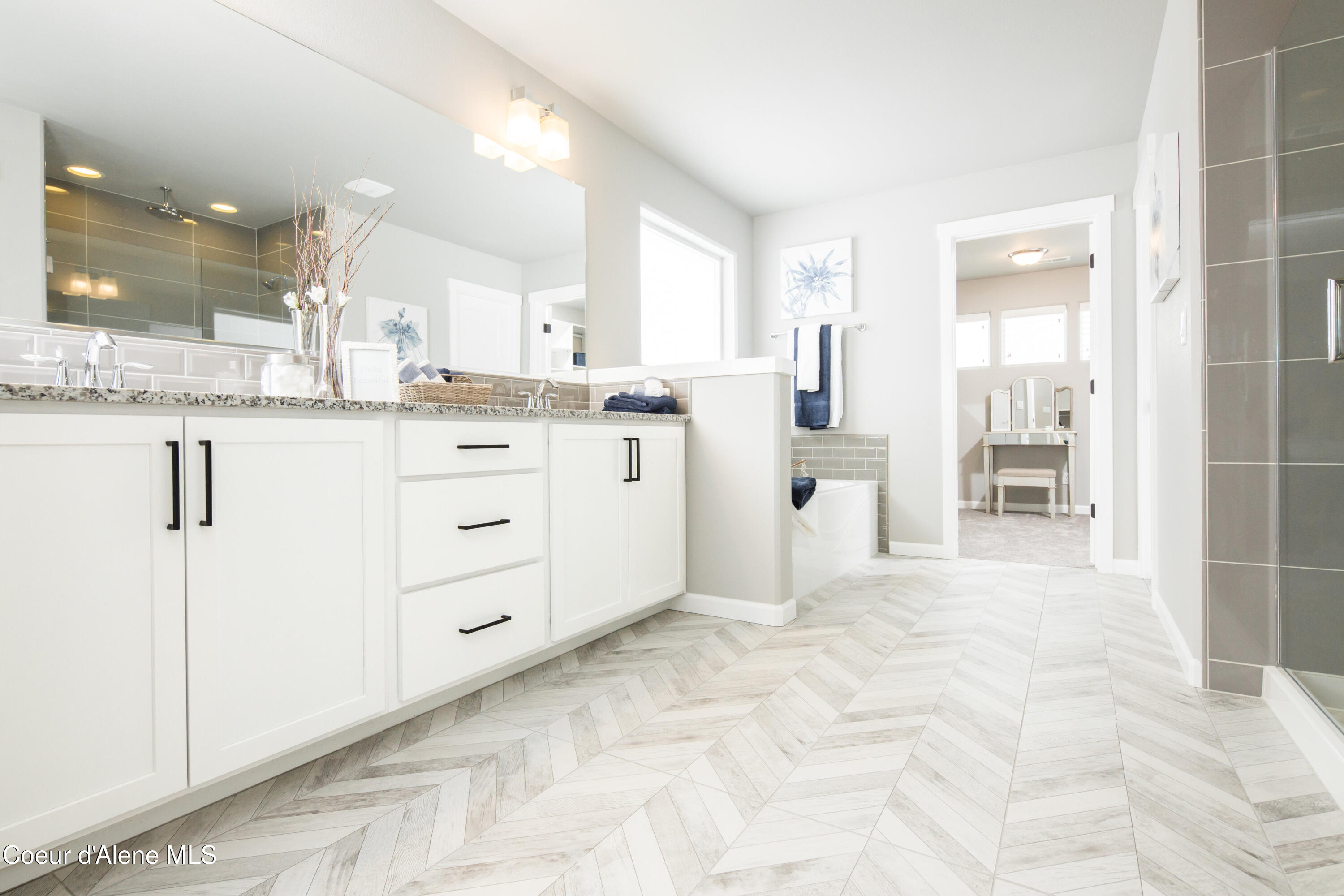 2526 W VICTOR LOOP, Coeur d'Alene