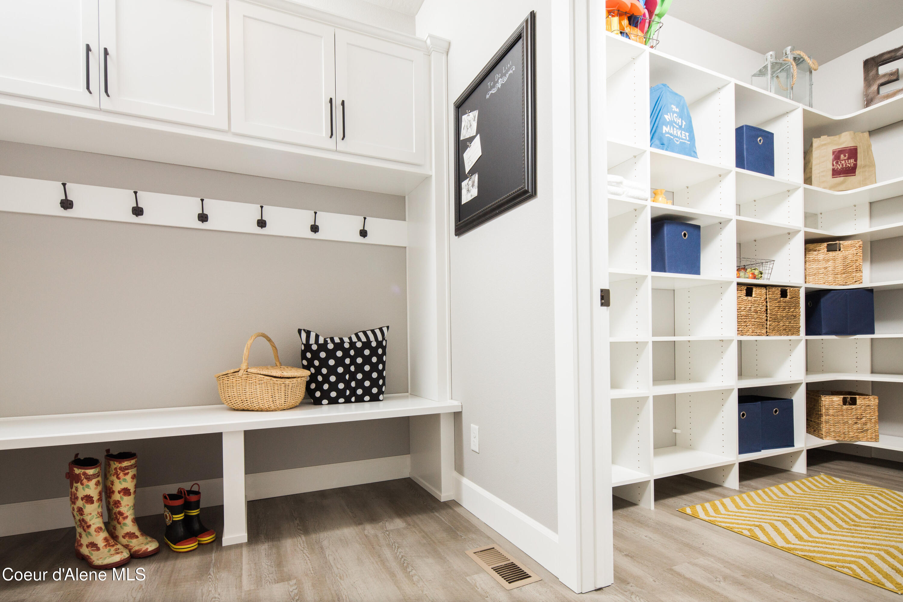 2526 W VICTOR LOOP, Coeur d'Alene