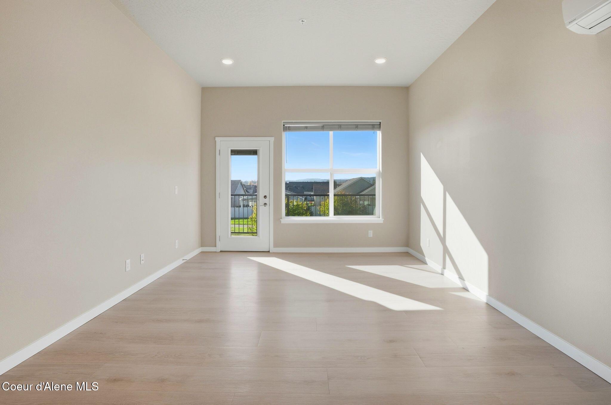 6430 N ATLAS RD, 201, Coeur d'Alene Unit: 201