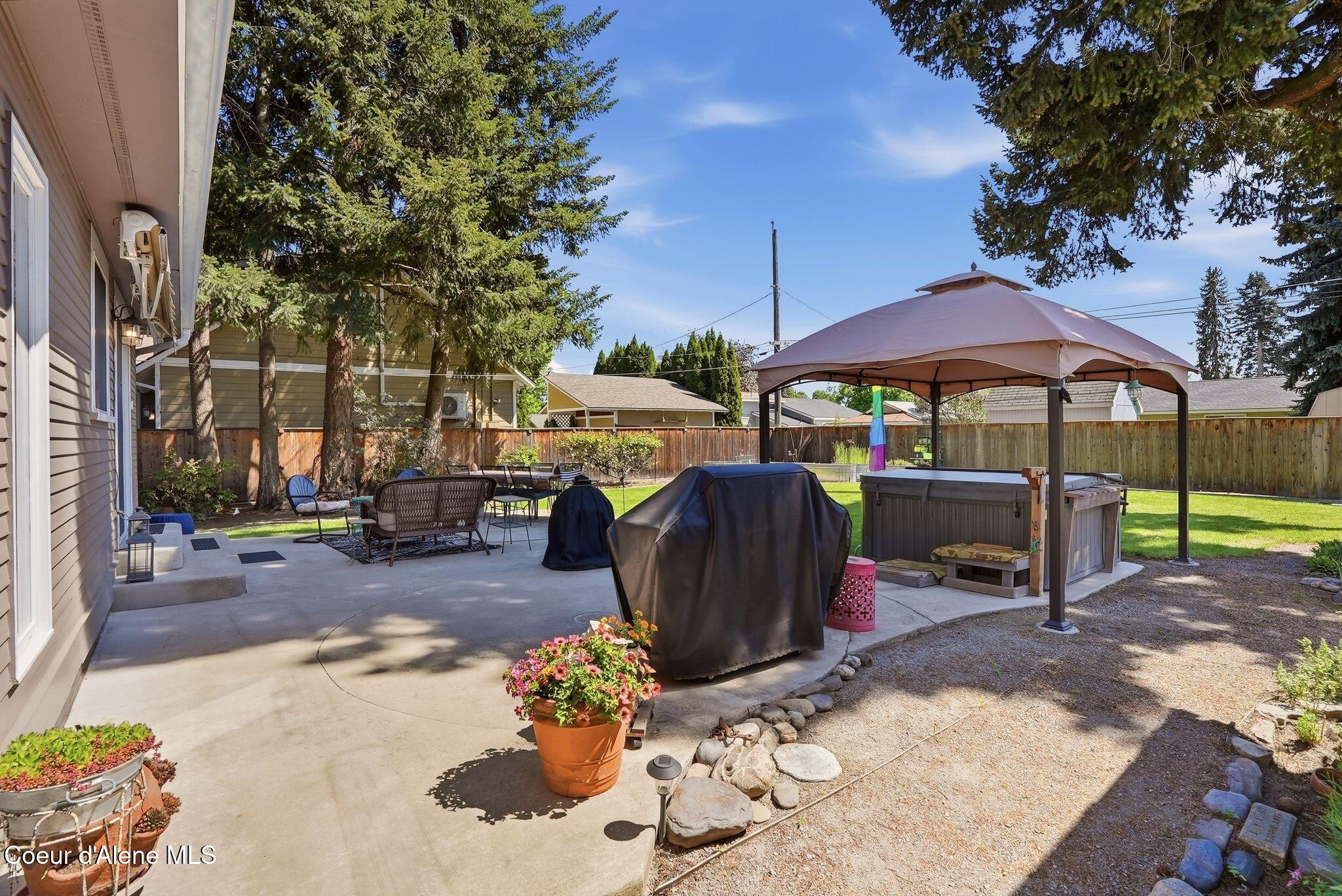 410 W MILL AVE, Coeur d'Alene