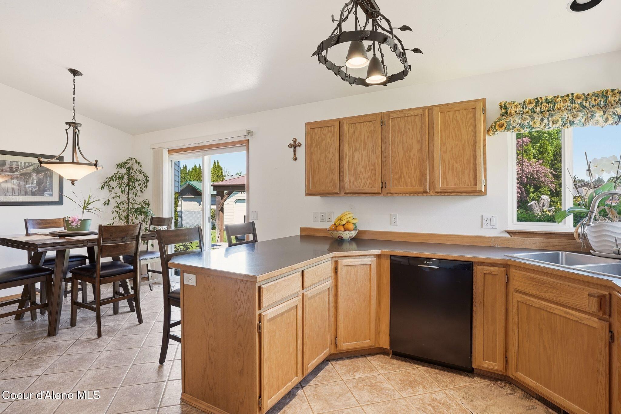 5871 N MAGELLAN CT, Coeur d'Alene