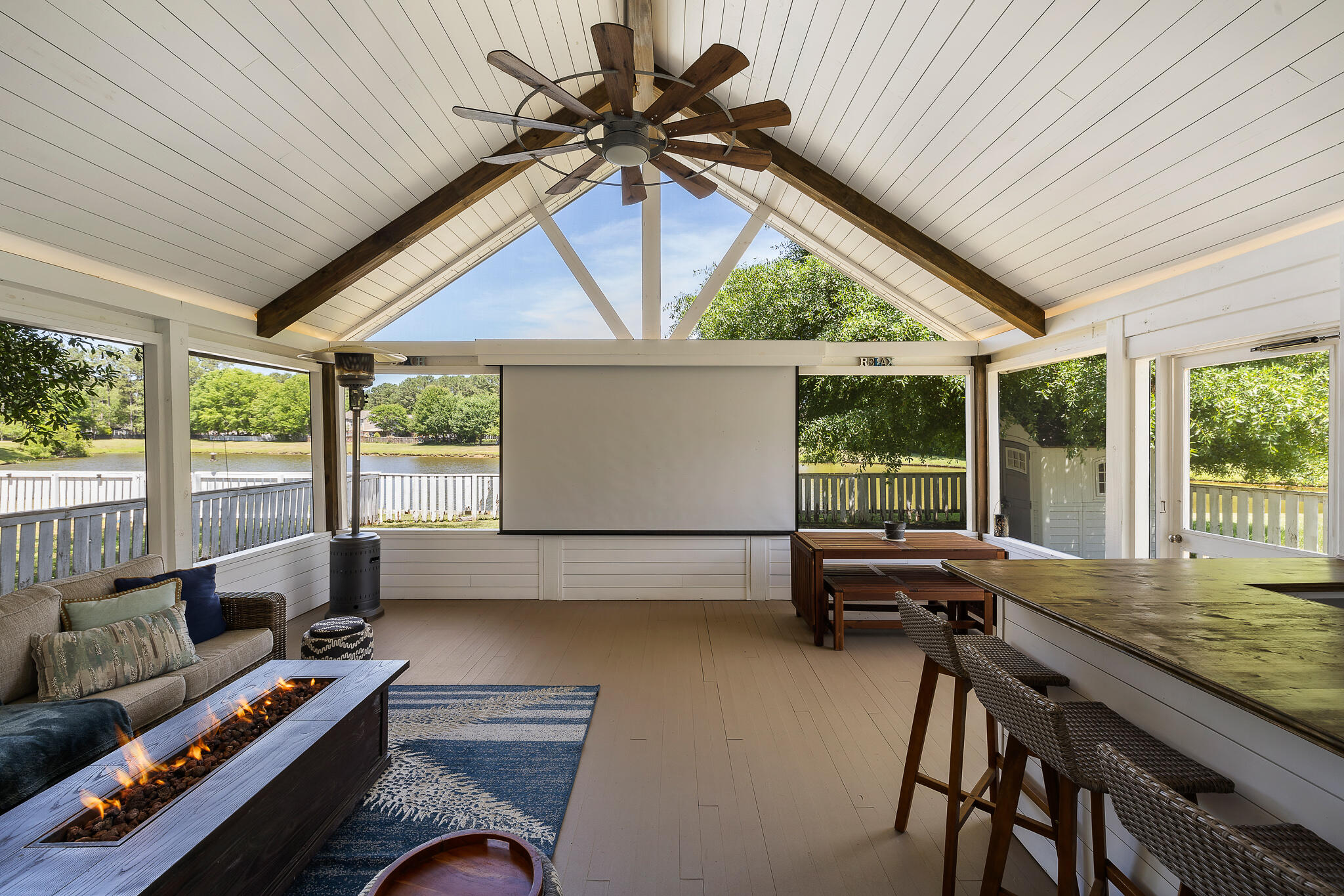 1136 Peninsula Cove Drive