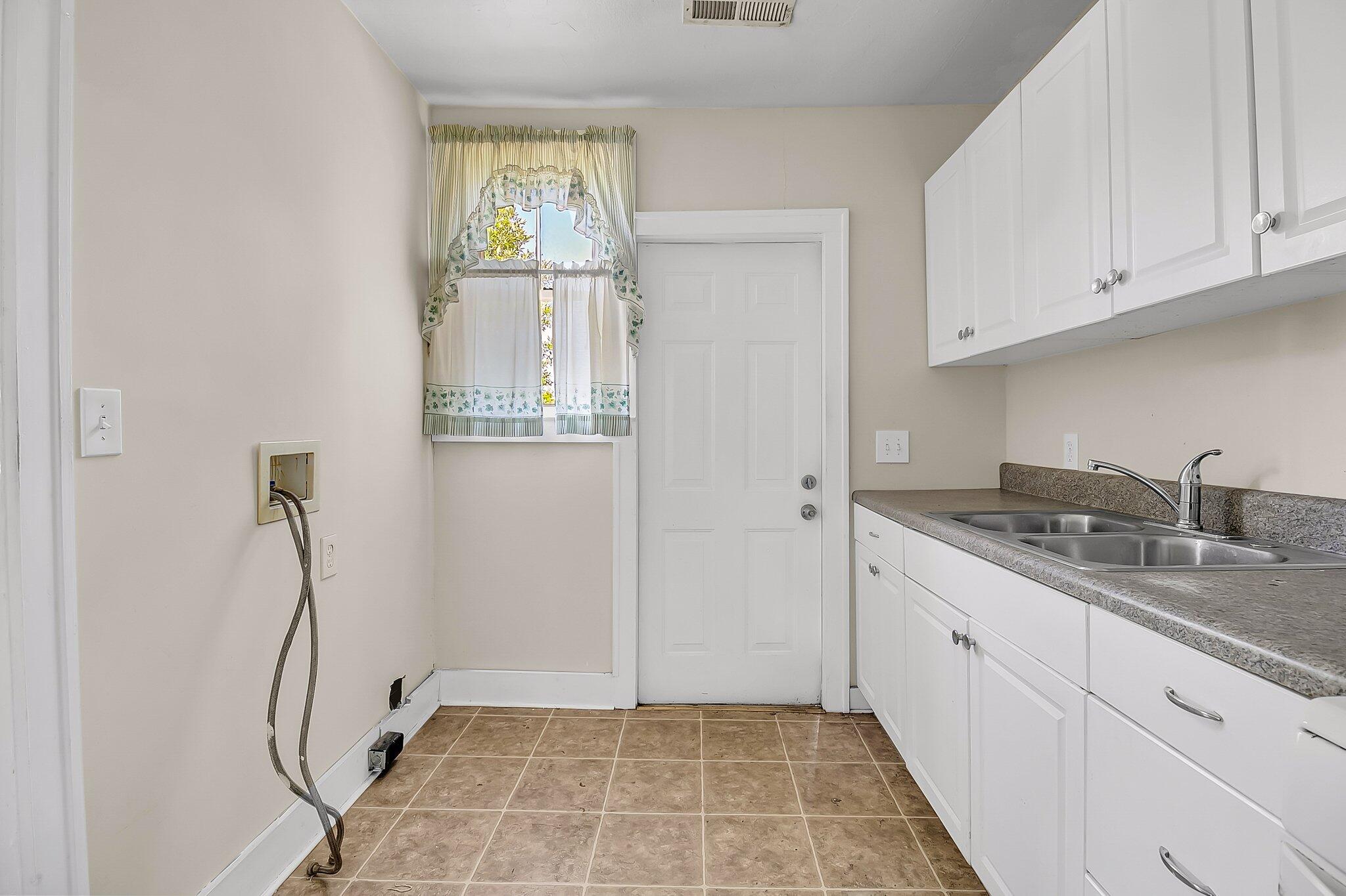 2373 Sorentrue Avenue