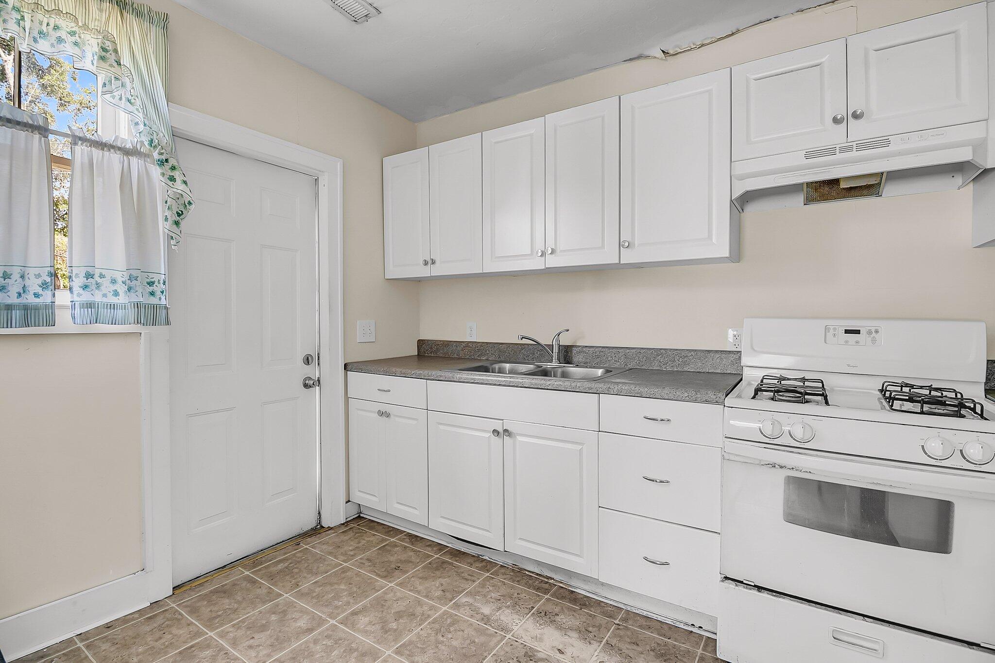 2373 Sorentrue Avenue