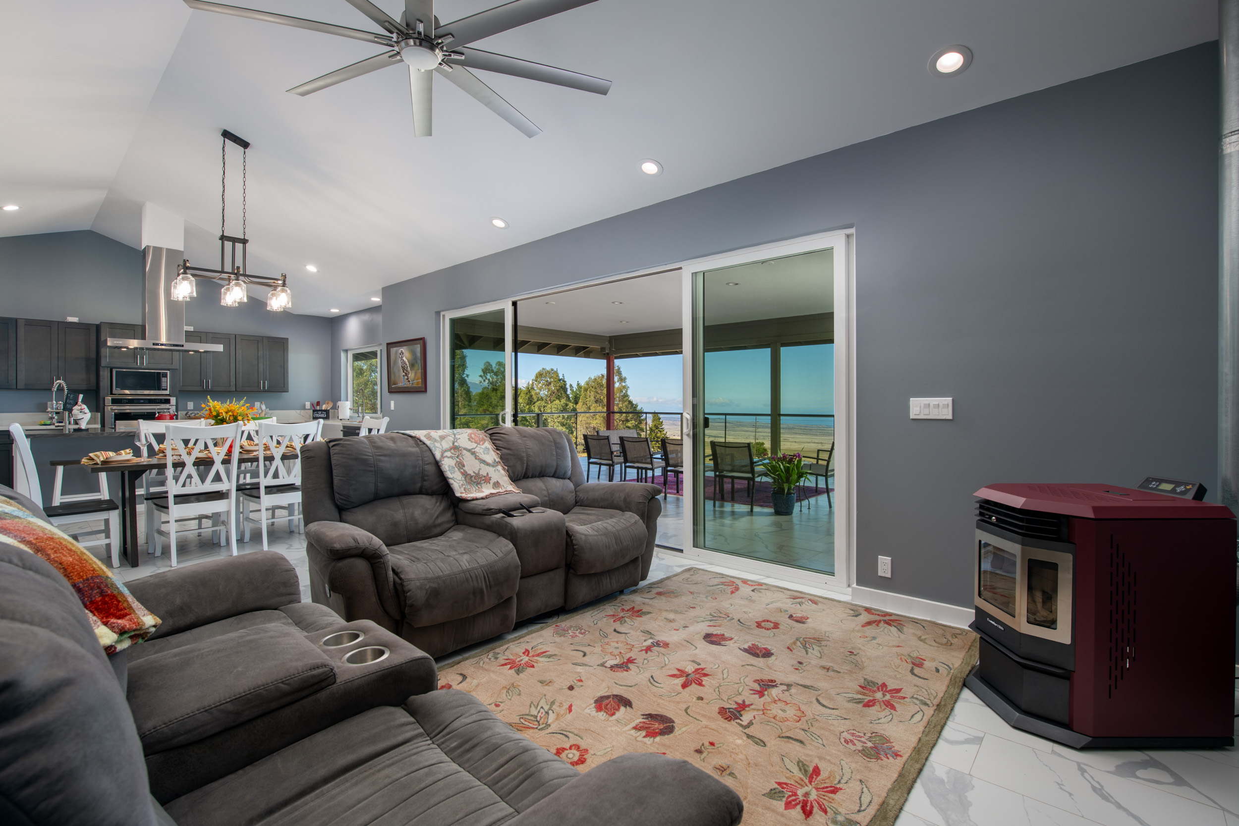 Luxury Equestrian Property with Panoramic Ocean & Mountain Views