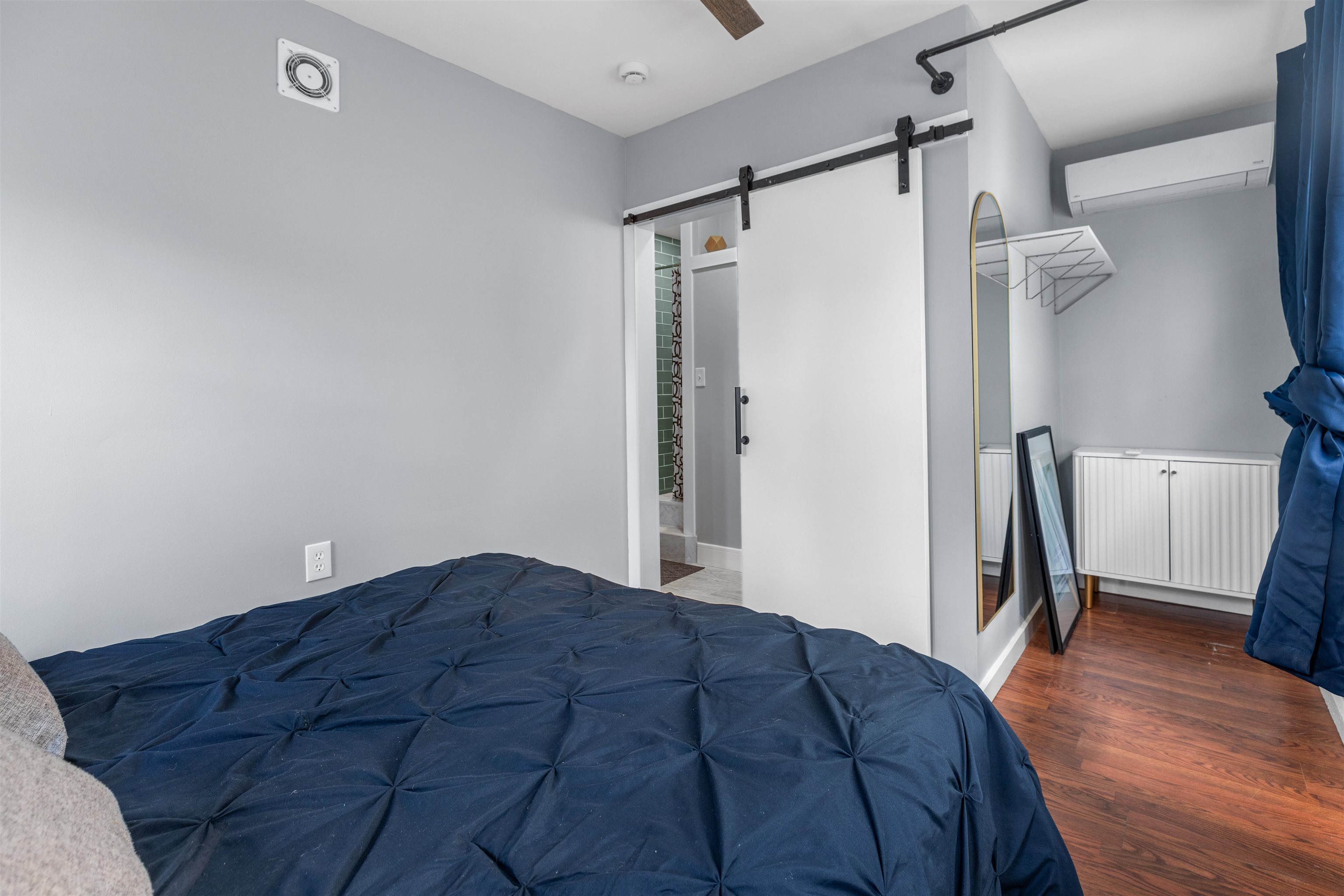 4506 Atlantic Avenue