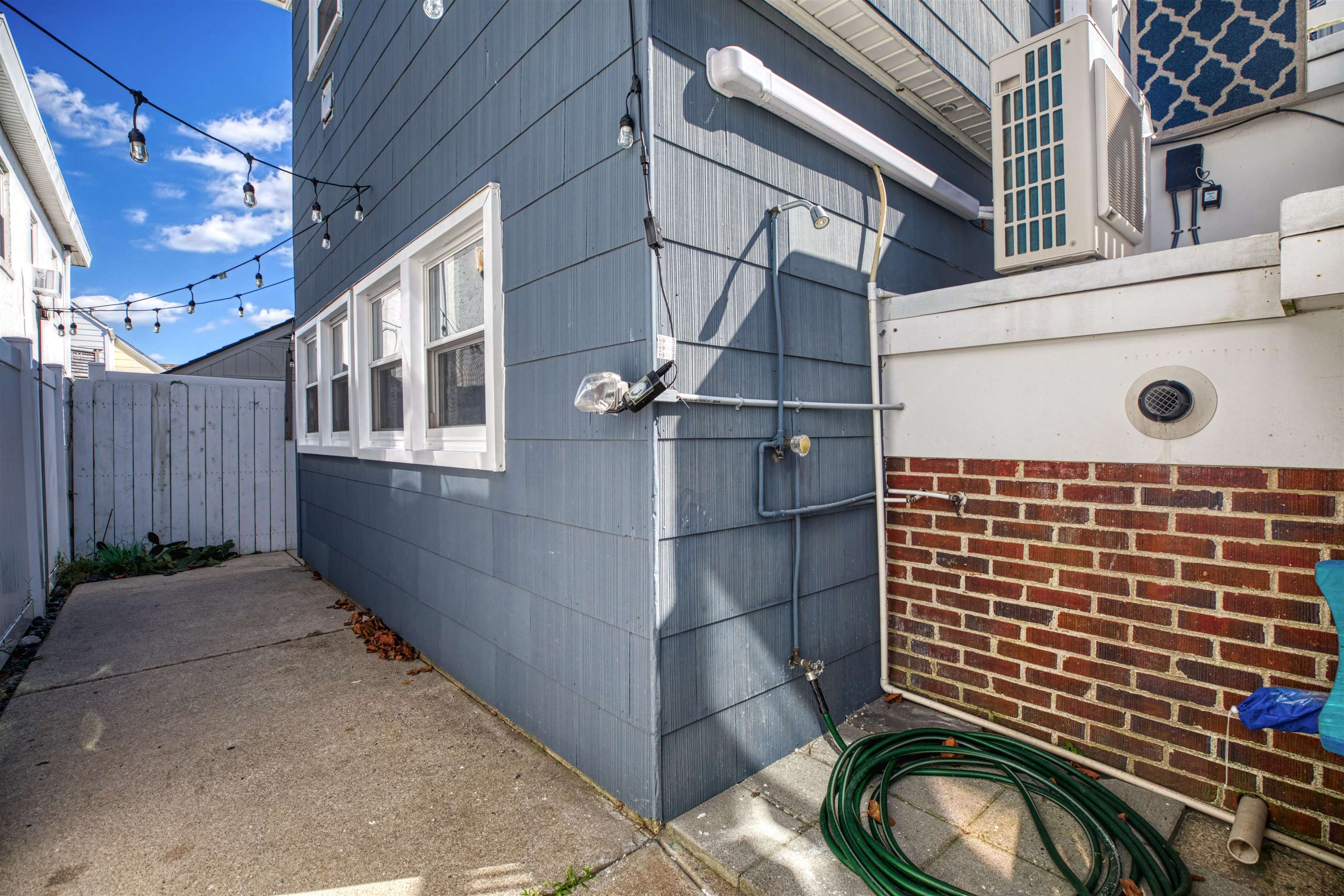 4506 Atlantic Avenue