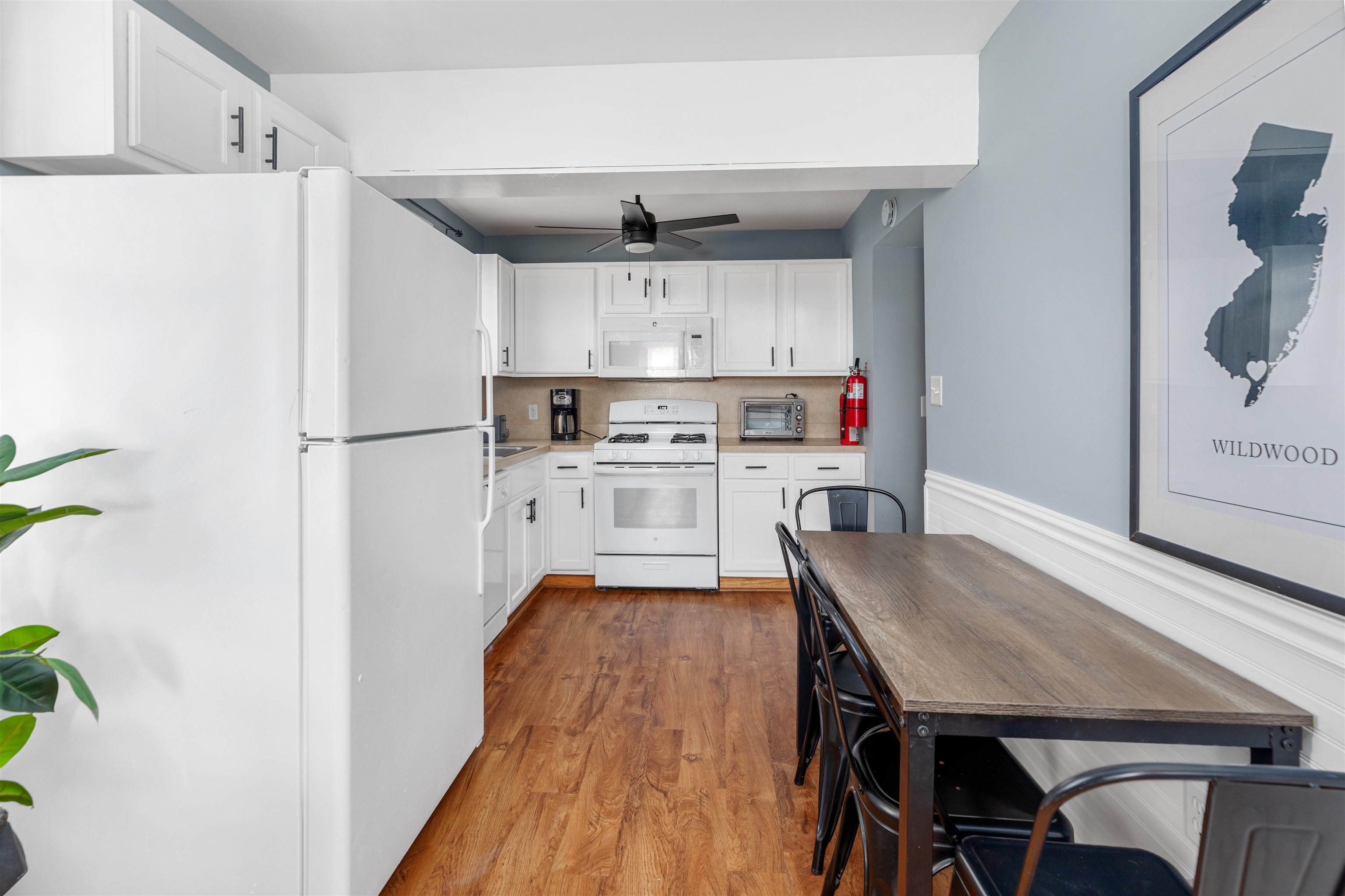 4506 Atlantic Avenue