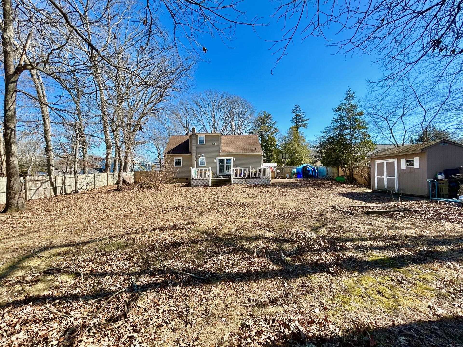 637 Maple Avenue
