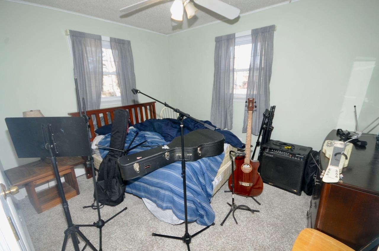 637 Maple Avenue