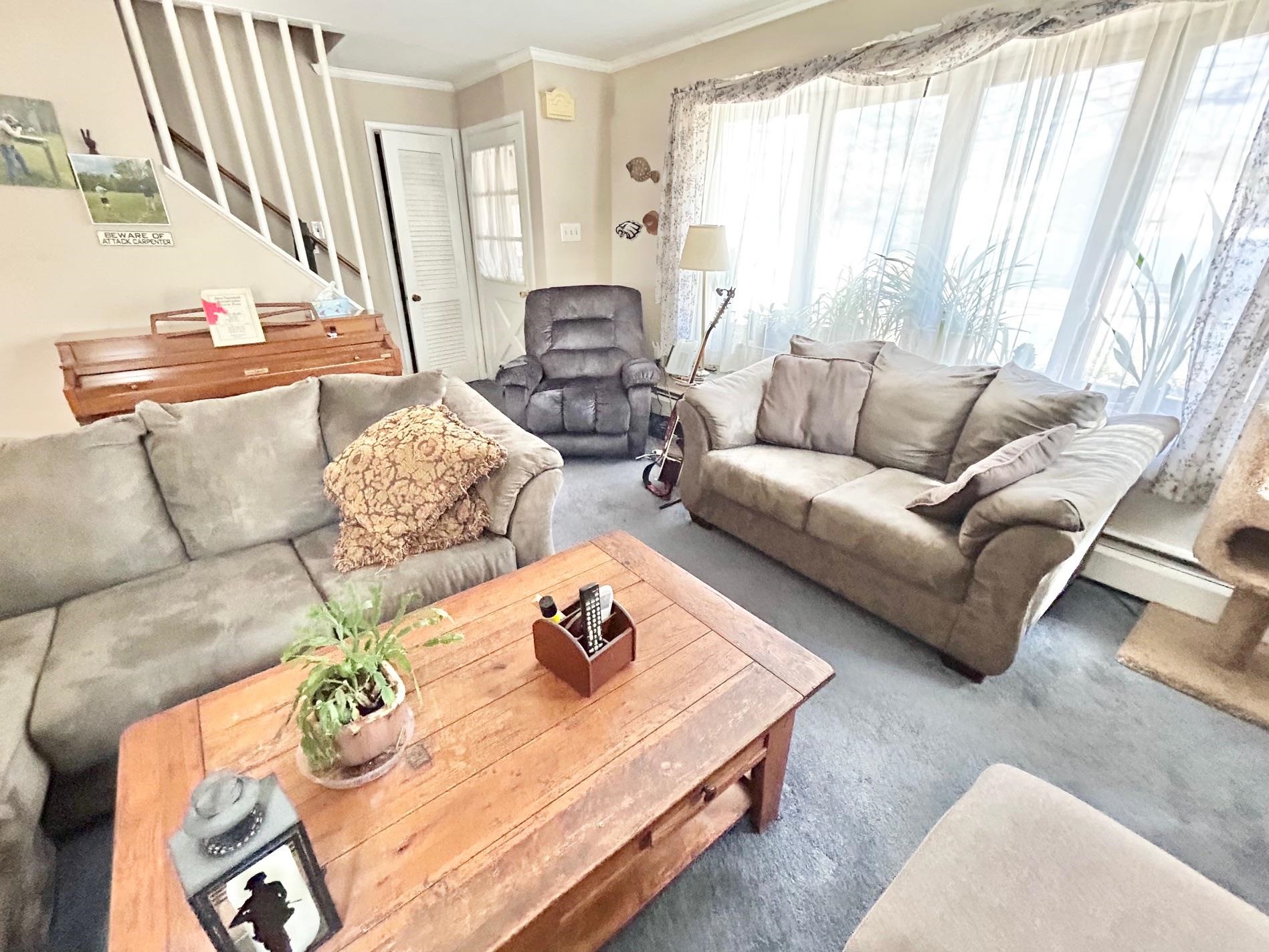 637 Maple Avenue