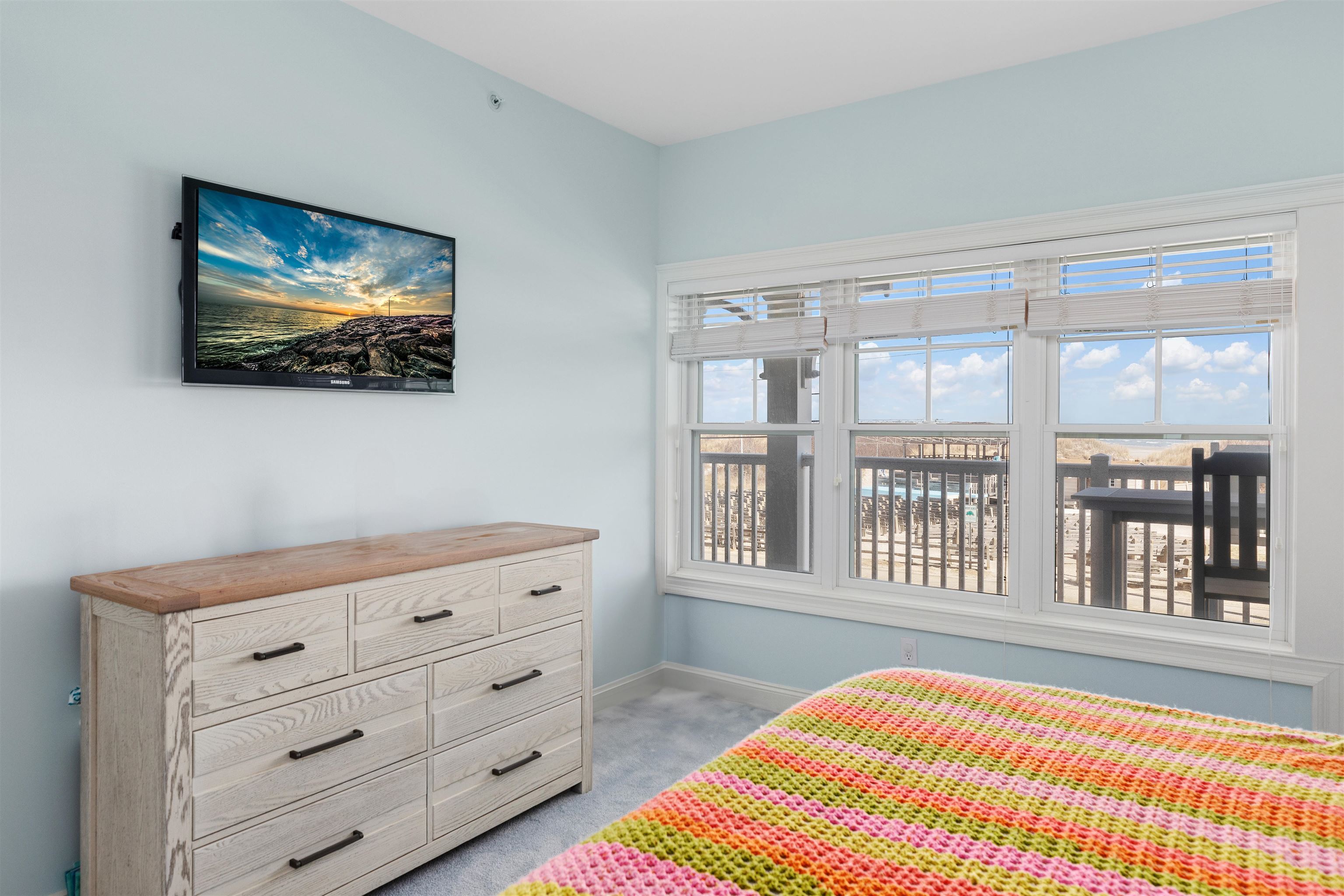 420 E 2nd Avenue Unit: 2B