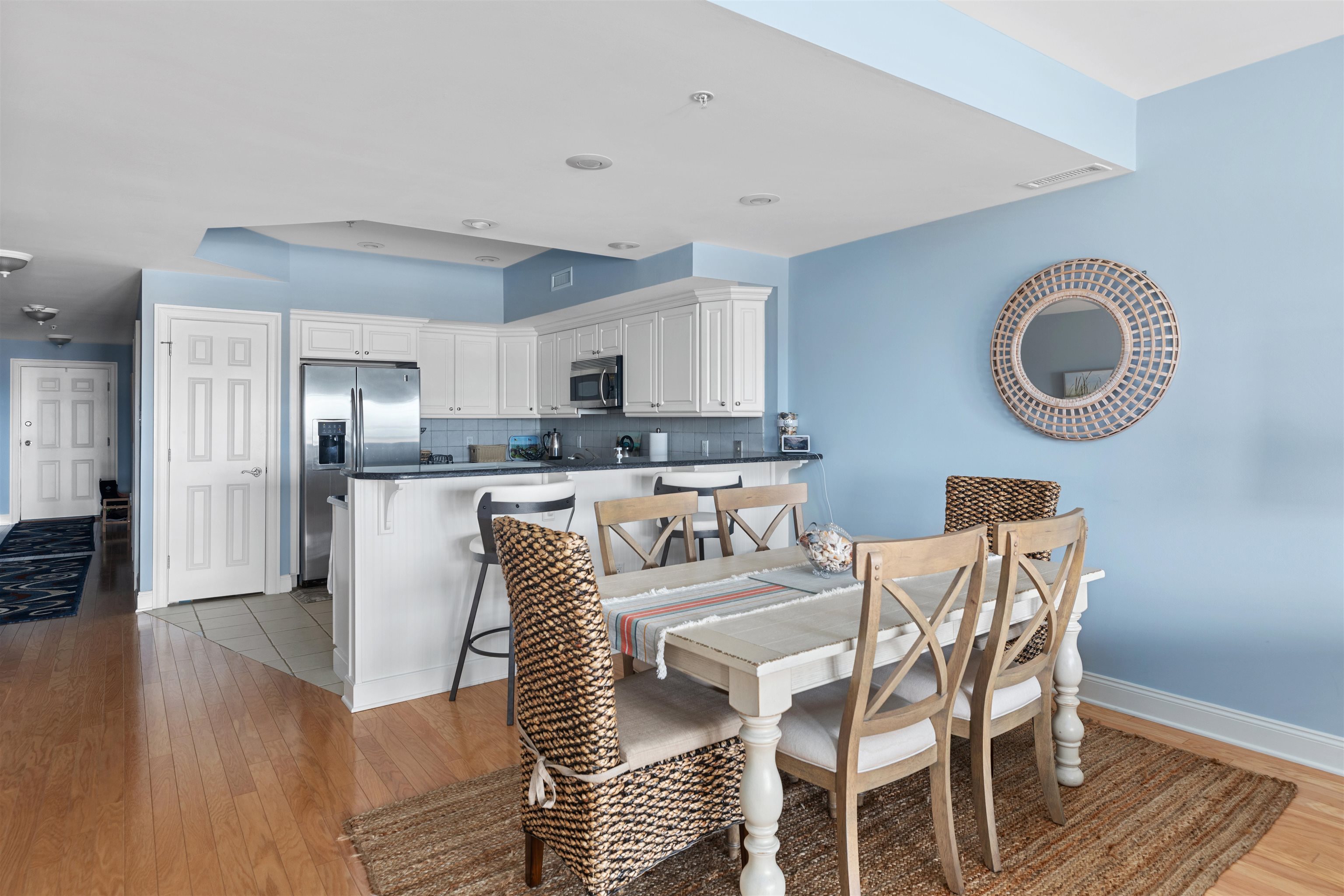 420 E 2nd Avenue Unit: 2B