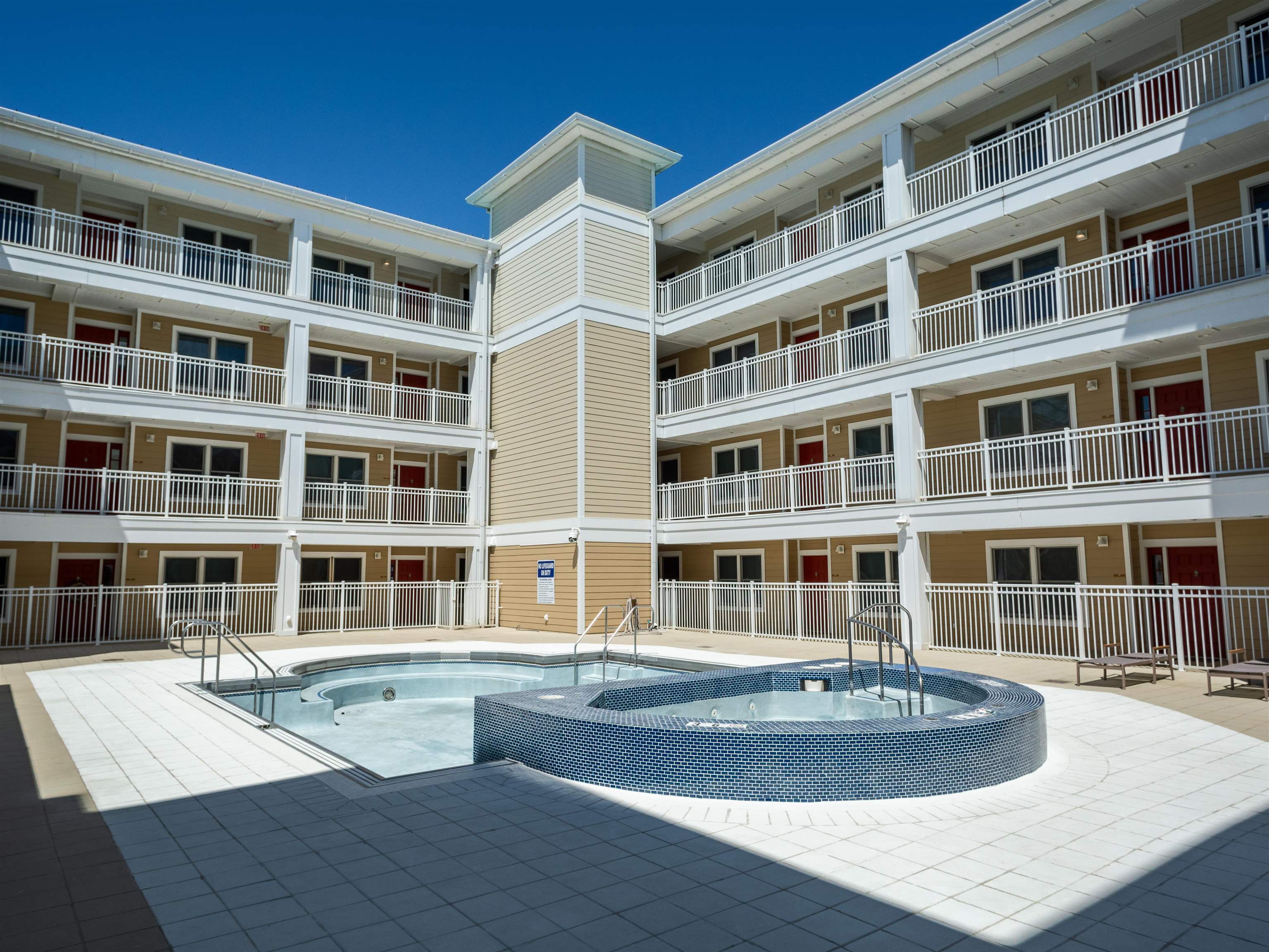 101 W Spruce Avenue Unit: 115