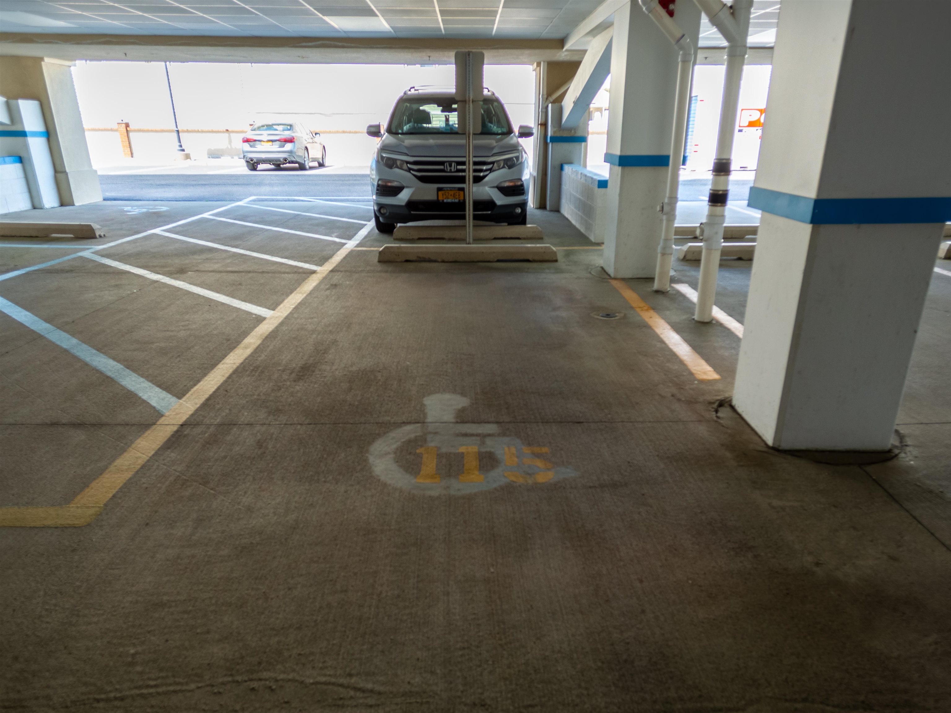 101 W Spruce Avenue Unit: 115