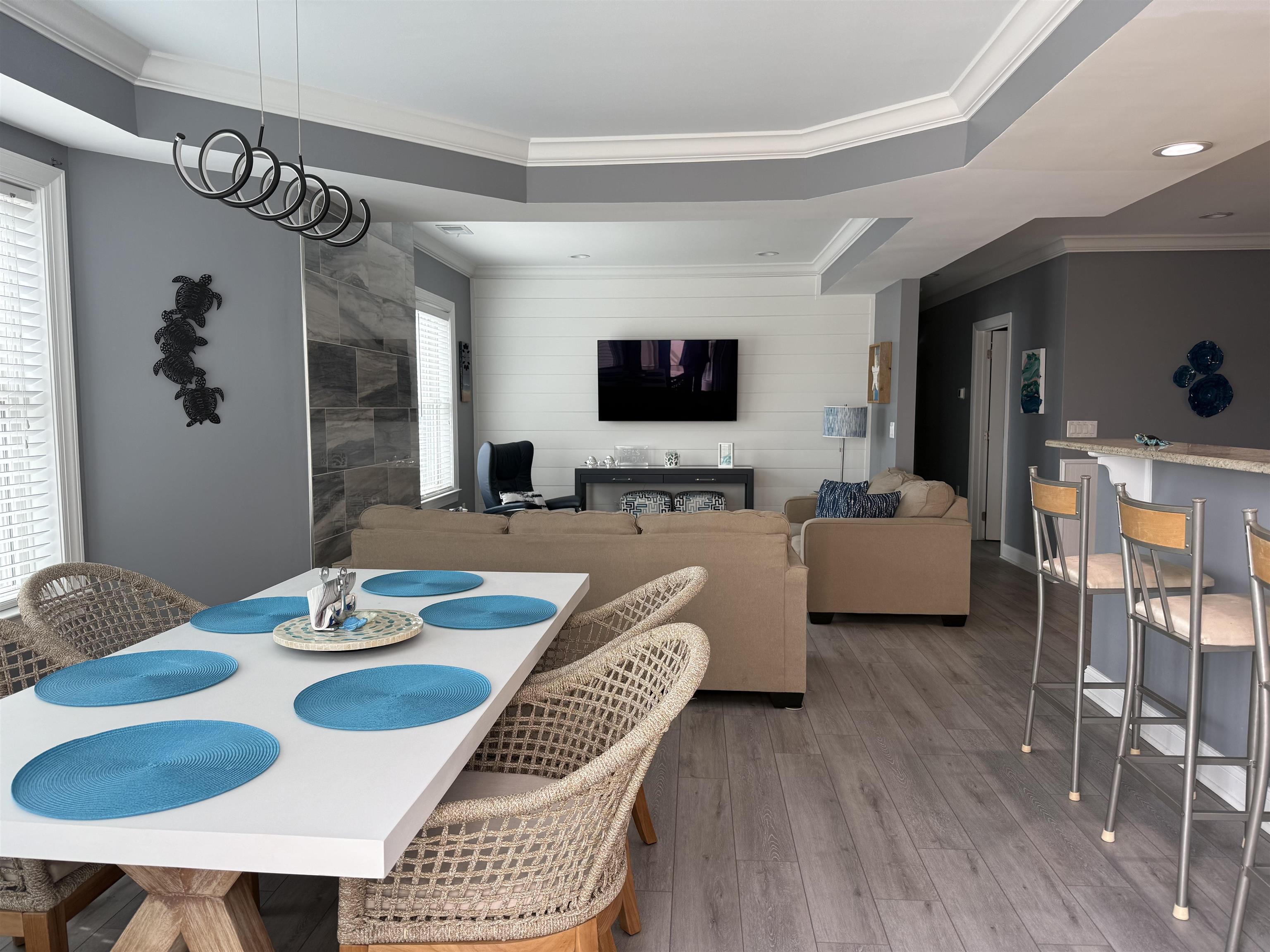 101 W Spruce Avenue Unit: 115