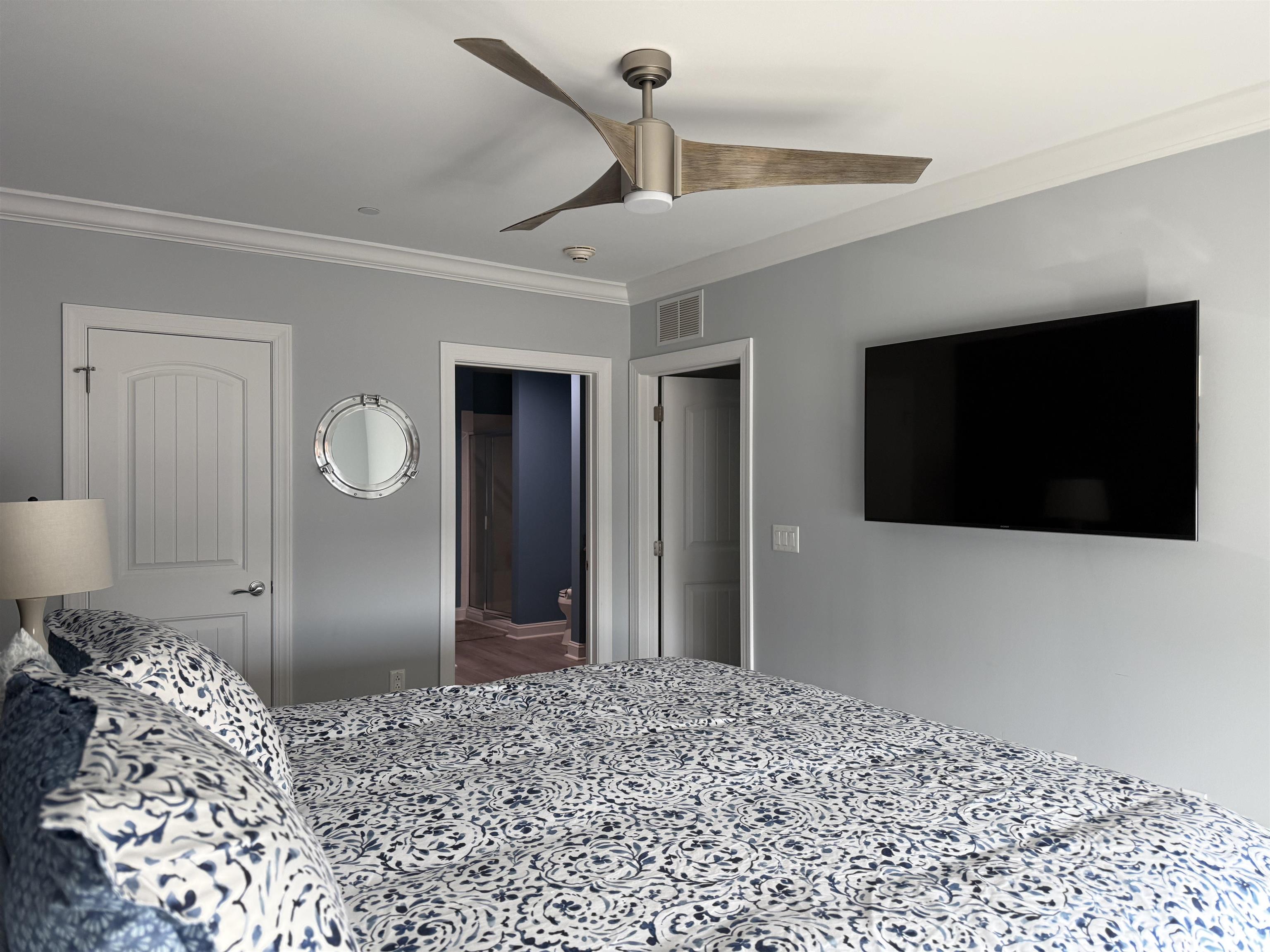 101 W Spruce Avenue Unit: 115