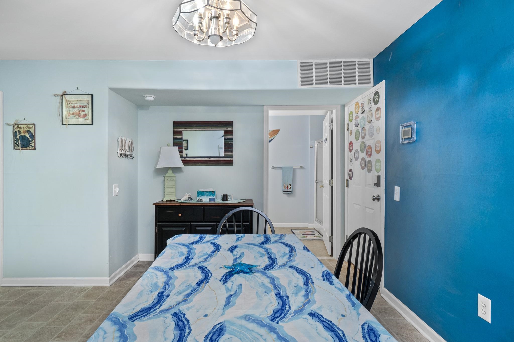 309 E poplar Avenue Unit: #102