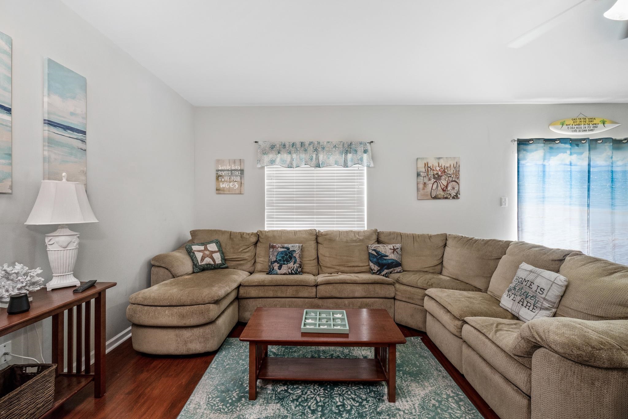 309 E poplar Avenue Unit: #102