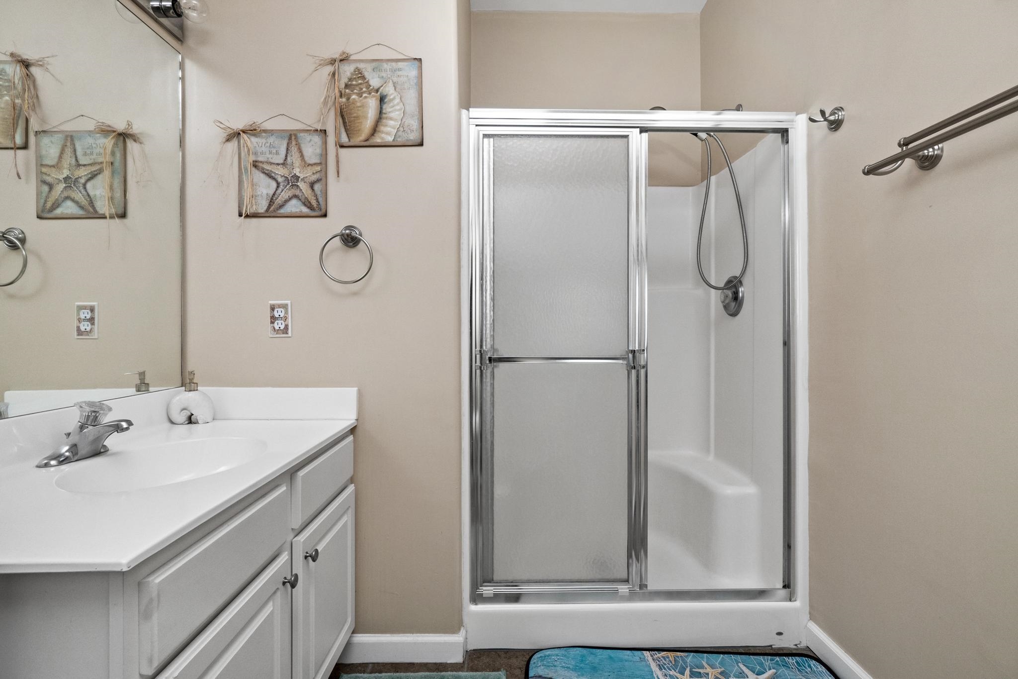 309 E poplar Avenue Unit: #102