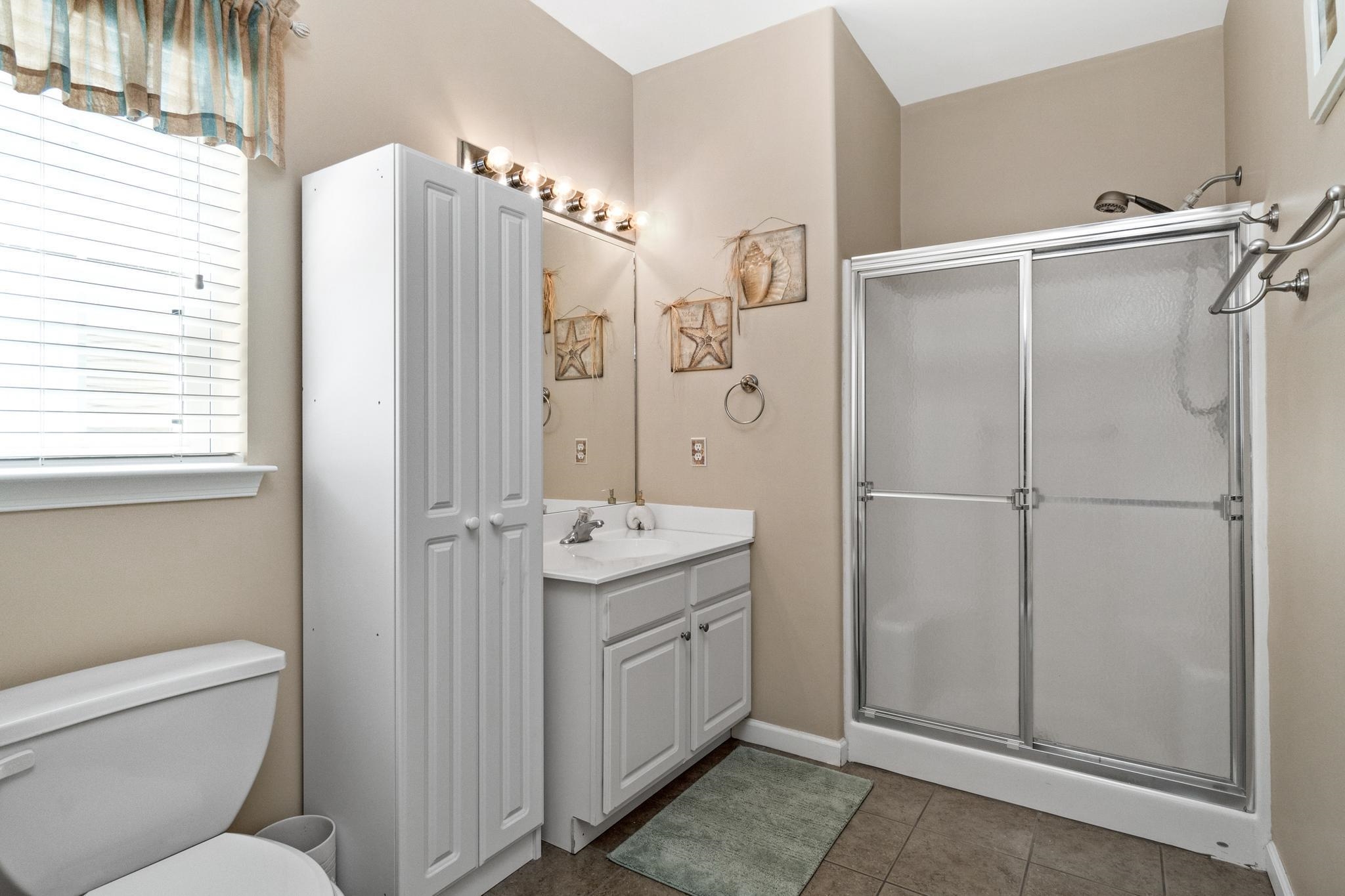 309 E poplar Avenue Unit: #102