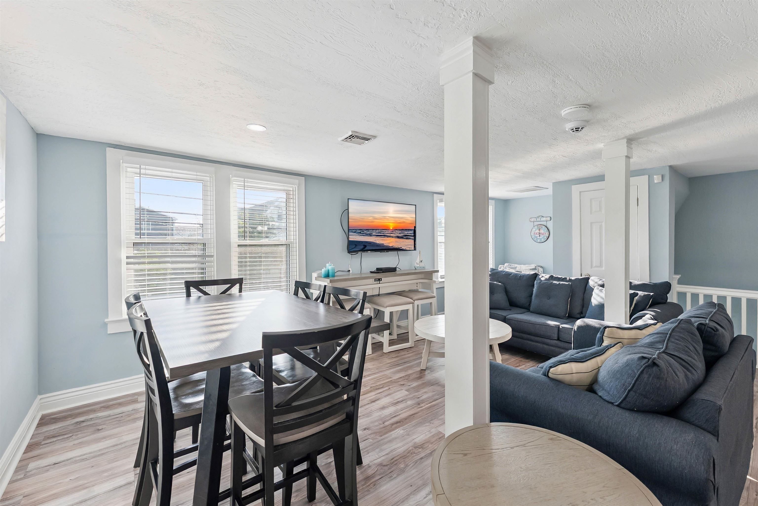 140 E Burk Avenue Unit: A