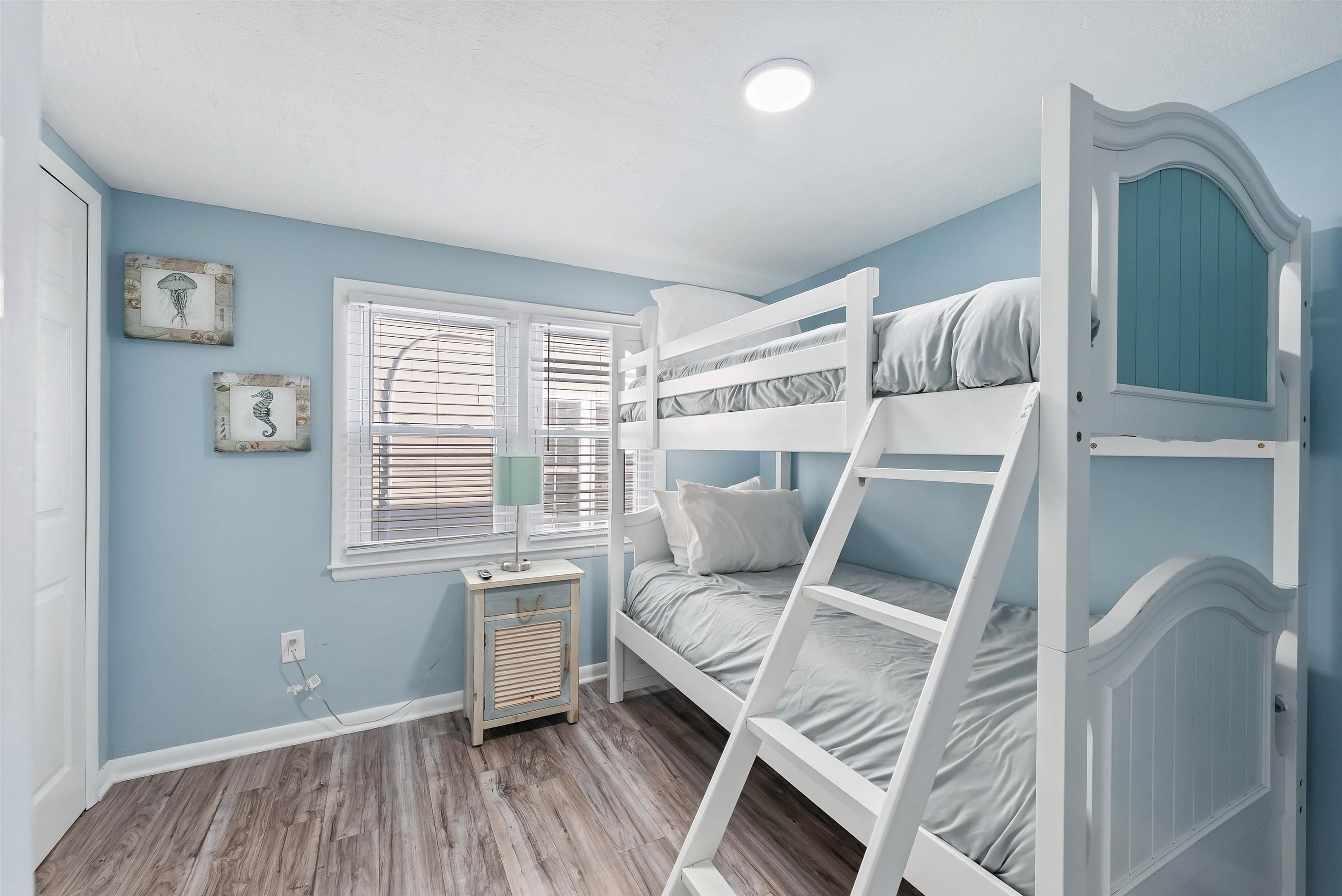 140 E Burk Avenue Unit: A