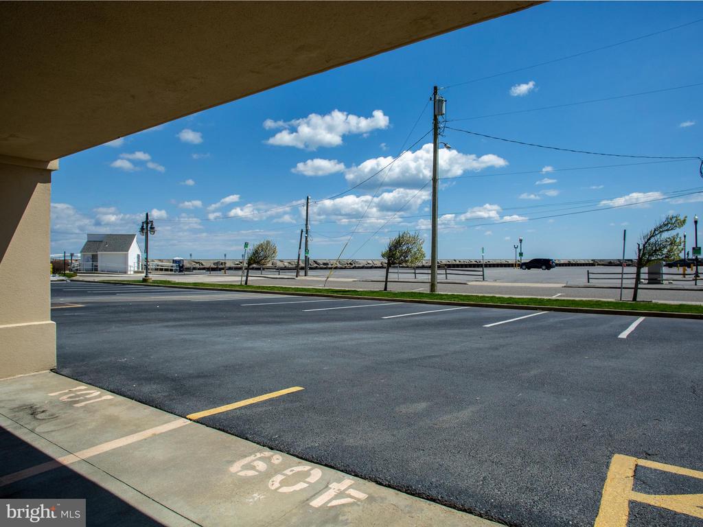 101 W SPRUCE AVENUE 115