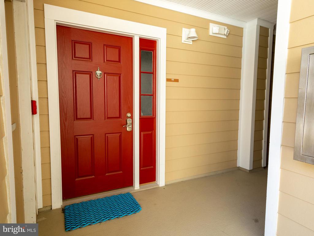 101 W SPRUCE AVENUE 115
