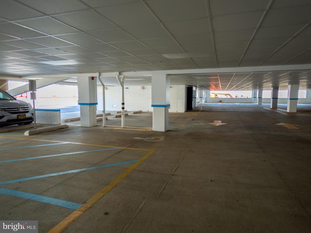 101 W SPRUCE AVENUE 115