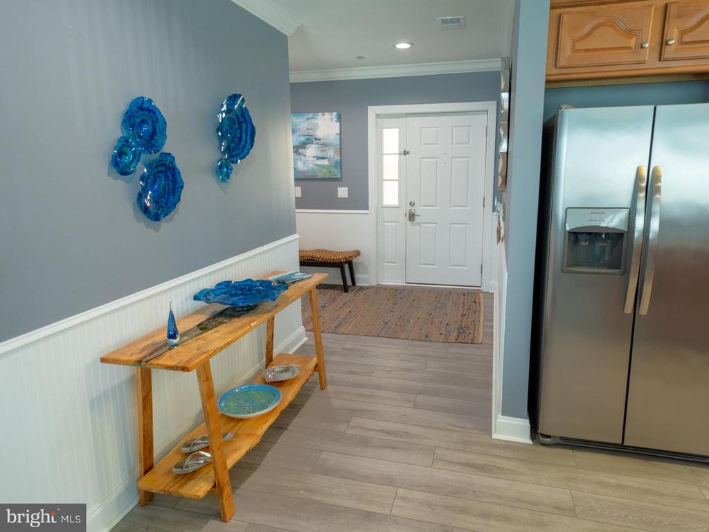 101 W SPRUCE AVENUE 115