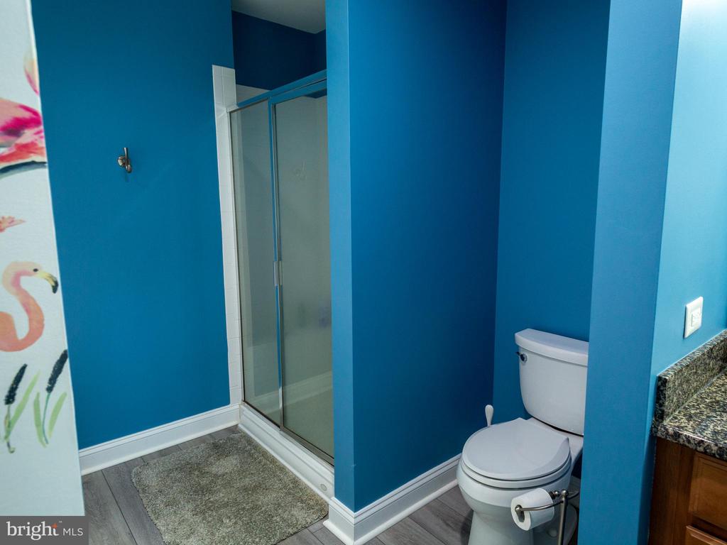 101 W SPRUCE AVENUE 115