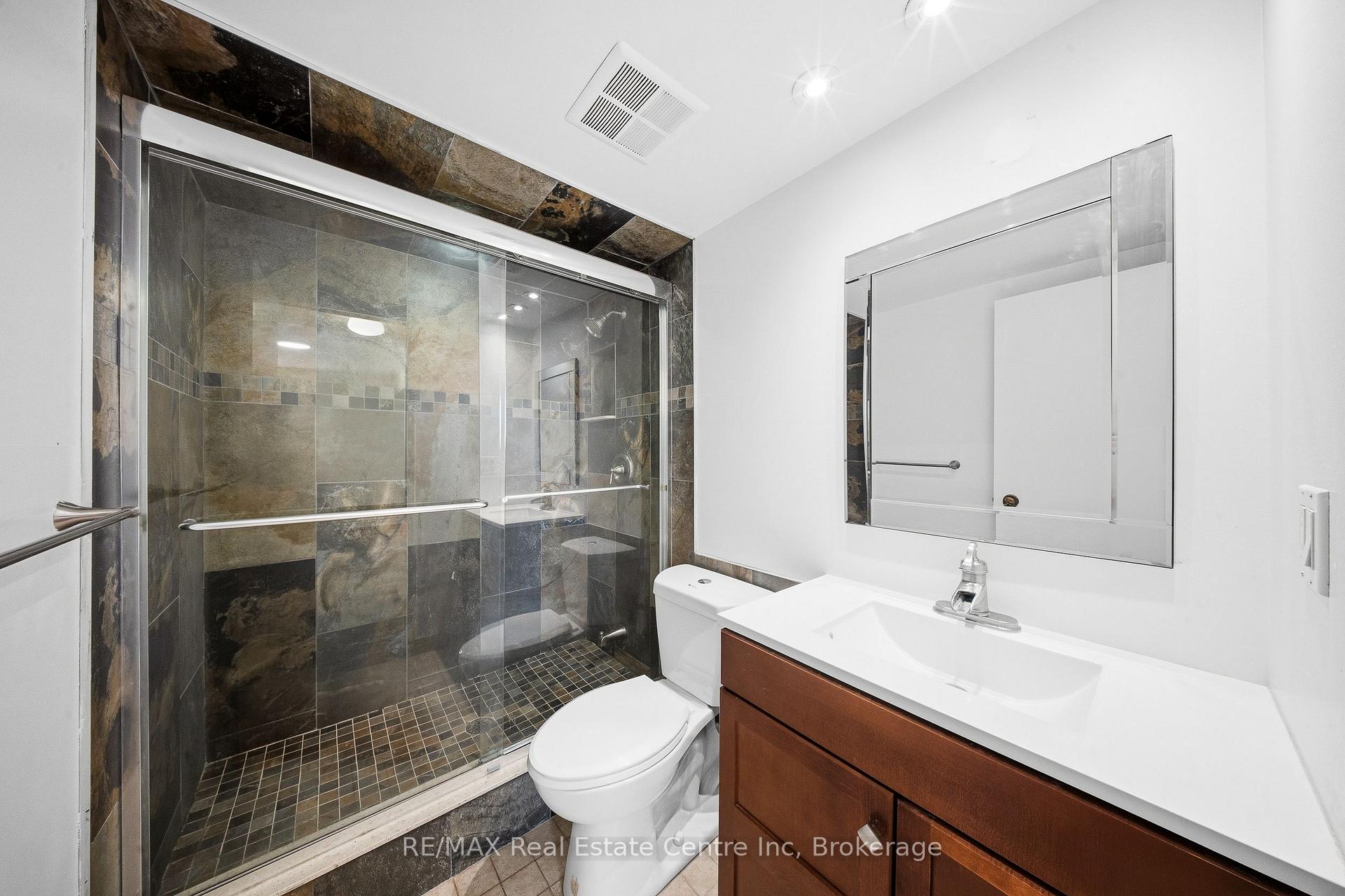 20 Mississauga Valley Boulevard Unit: 1204