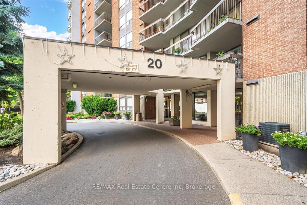 20 Mississauga Valley Boulevard Unit: 1204