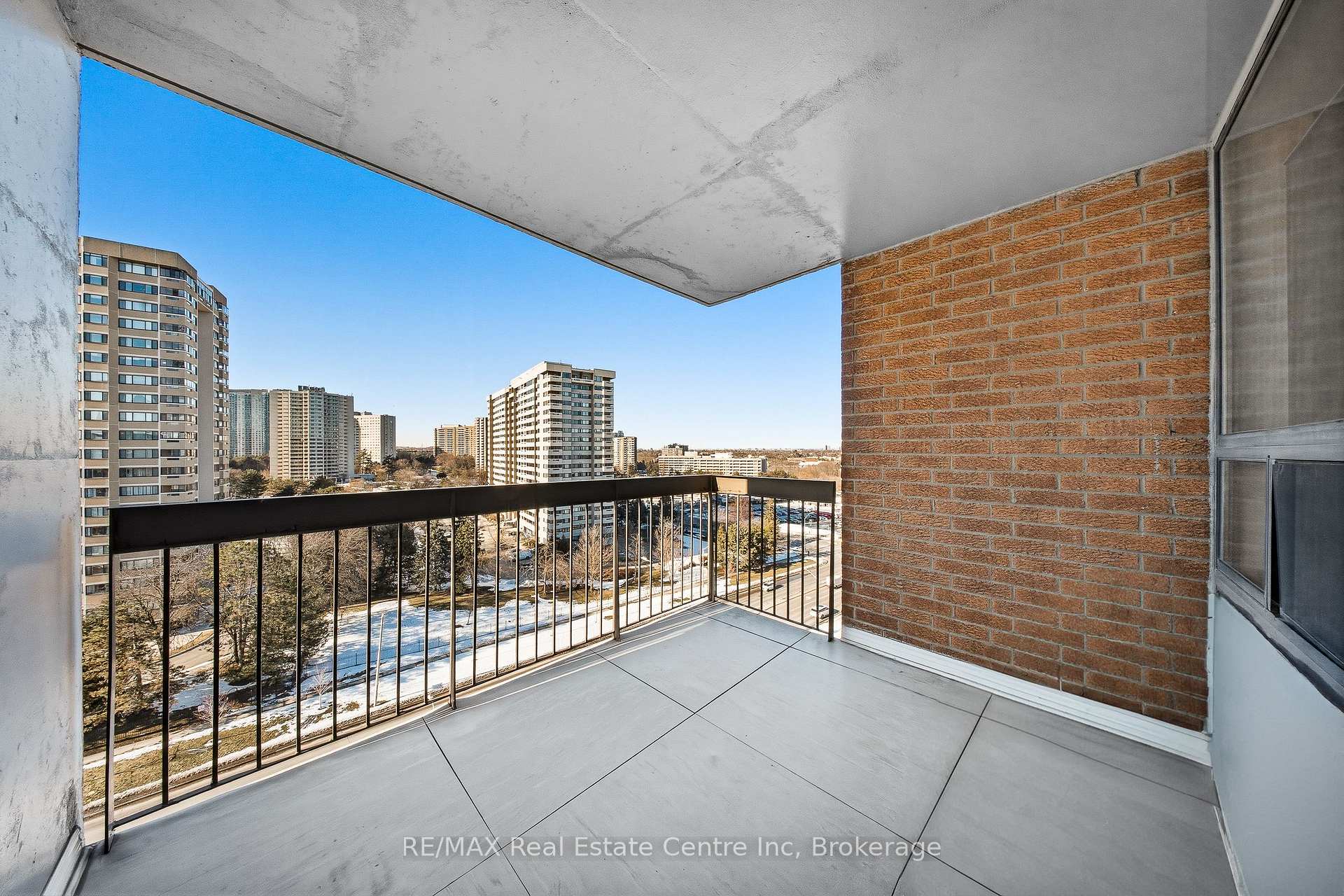 20 Mississauga Valley Boulevard Unit: 1204