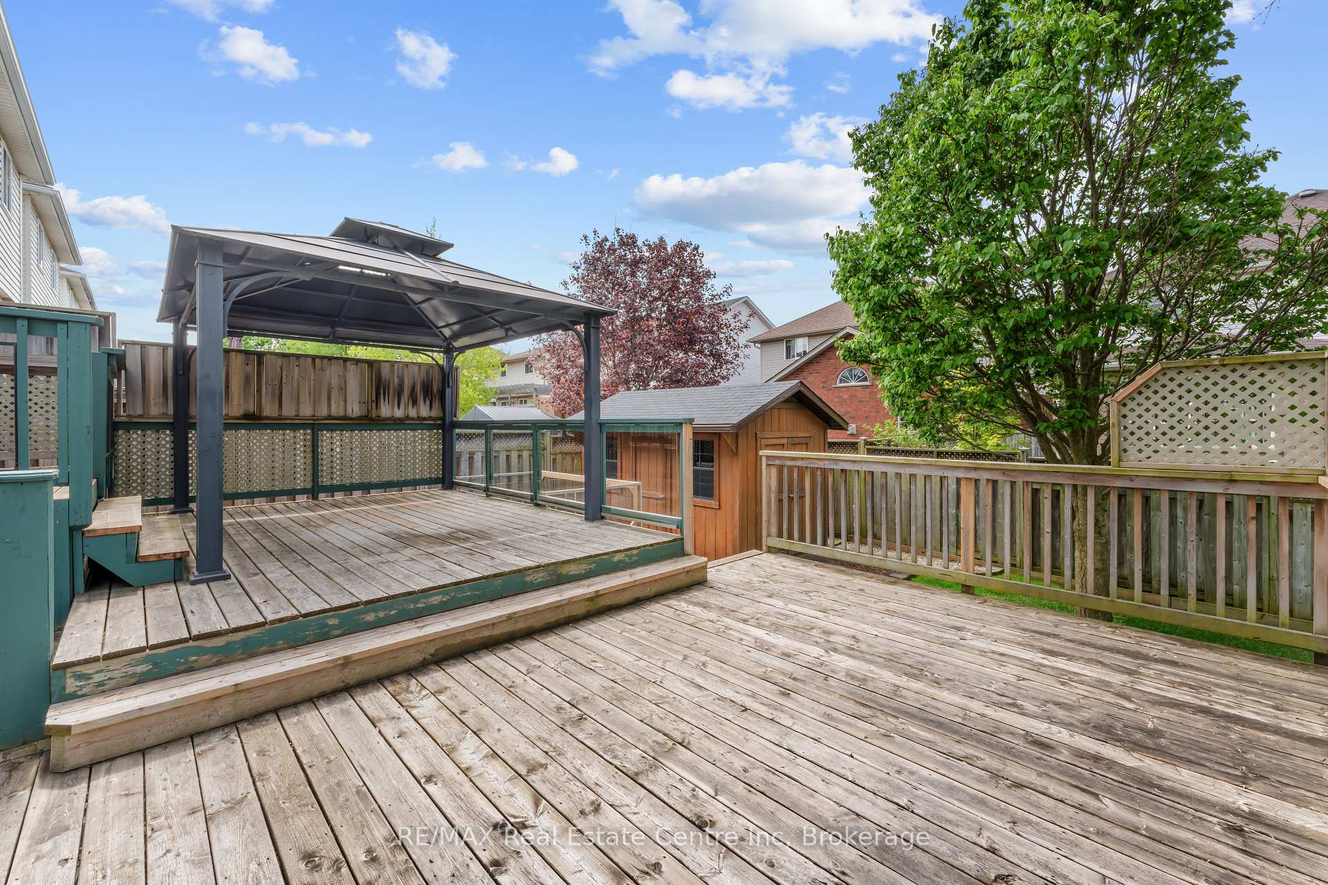 137 Gosling Gardens