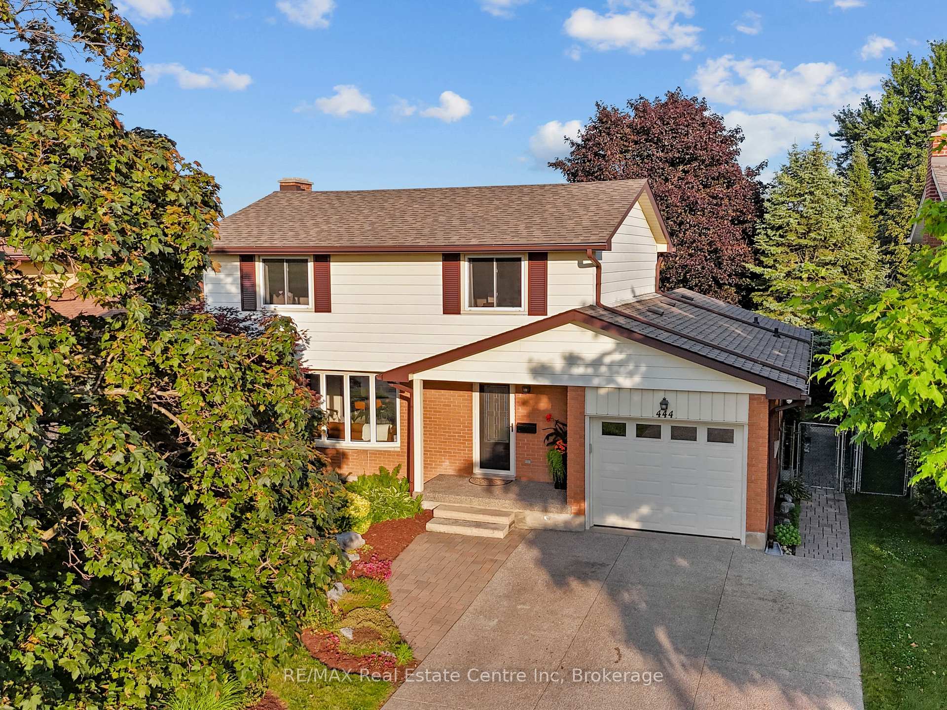 444 College Avenue W