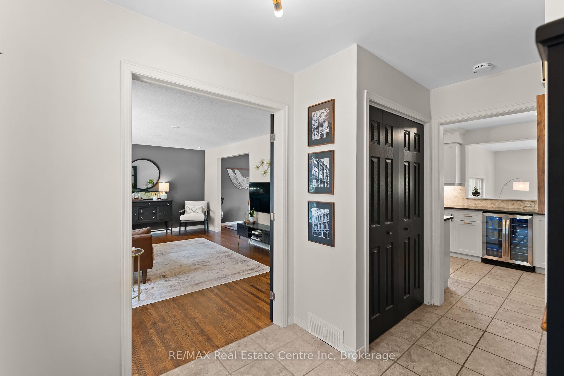 444 College Avenue W