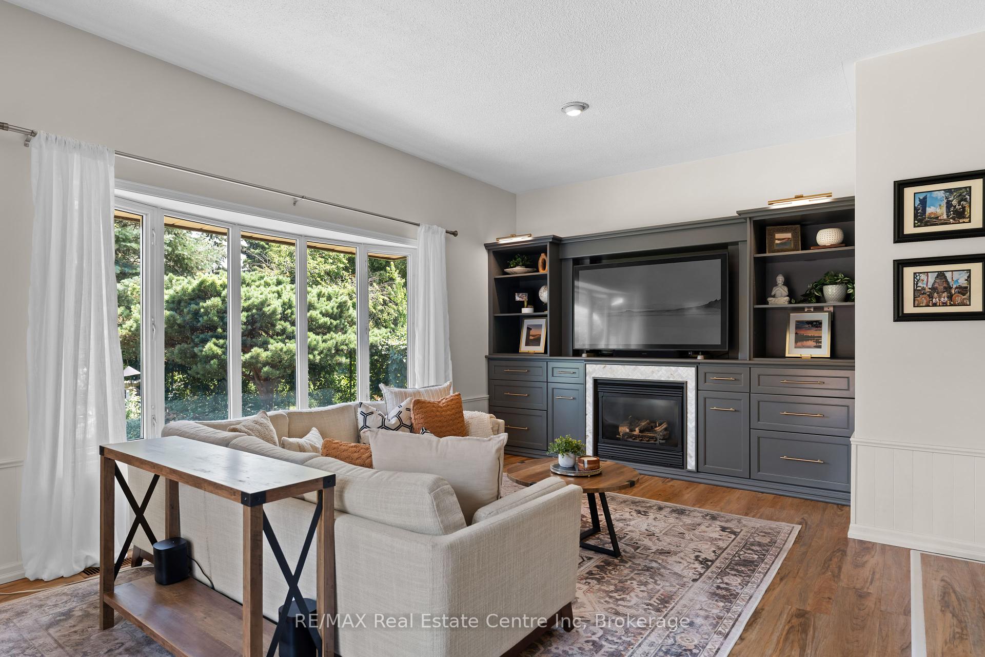 444 College Avenue W