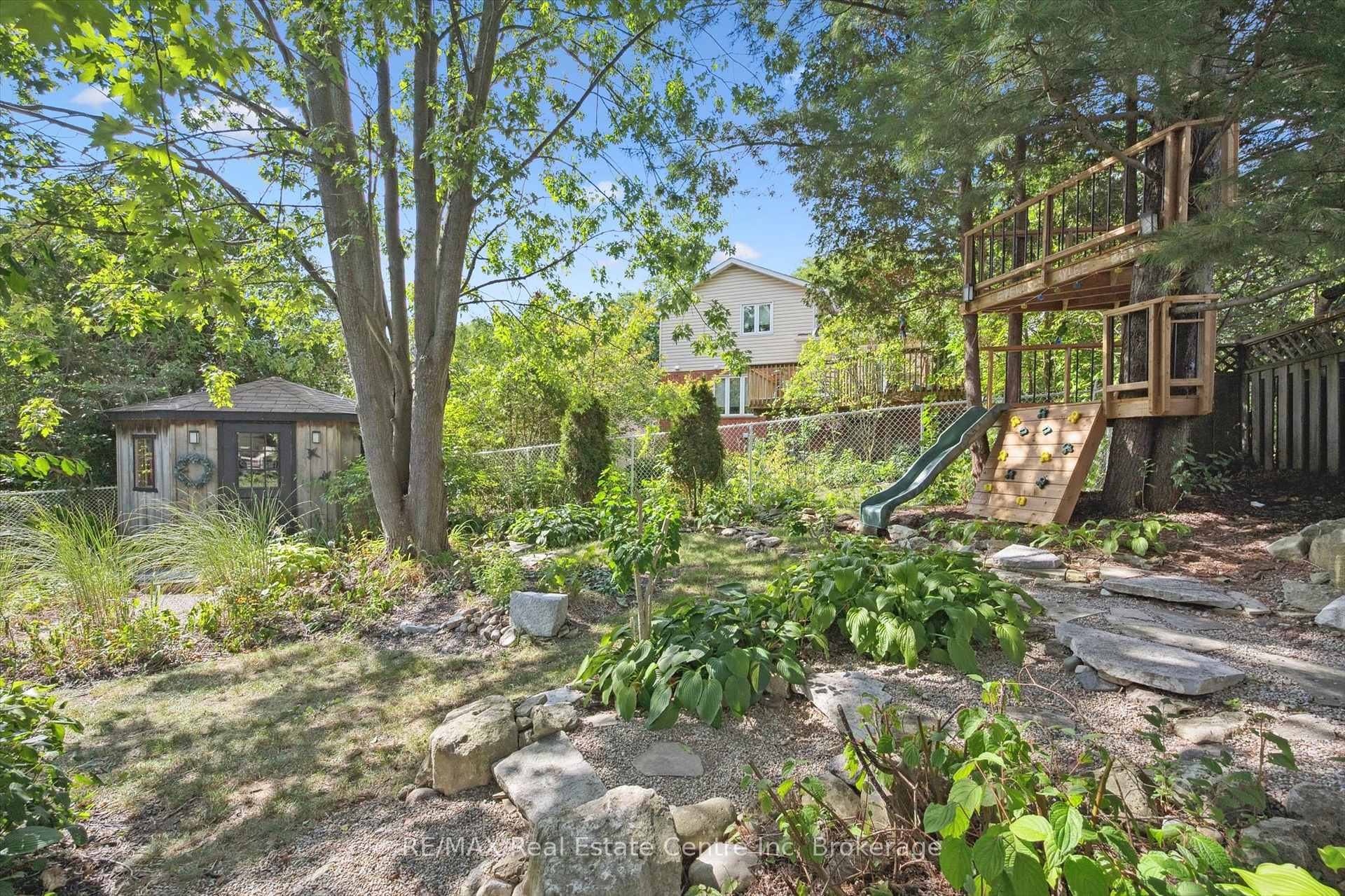 53 Rochelle Drive
