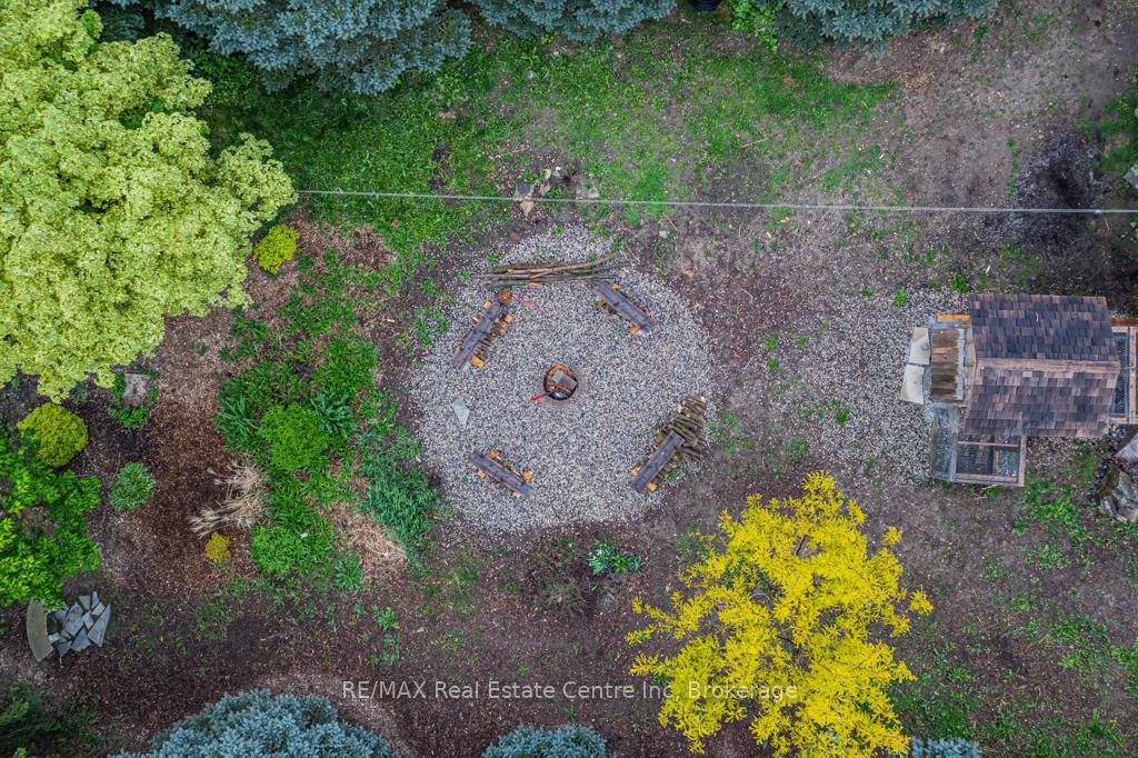 14 Riverside Drive W