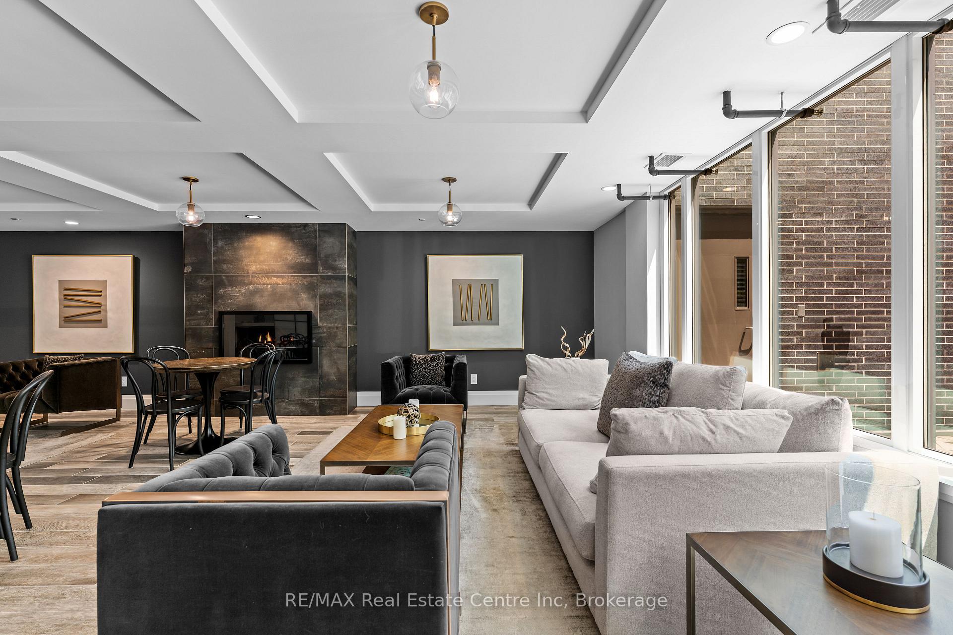 63 Arthur Street S 201