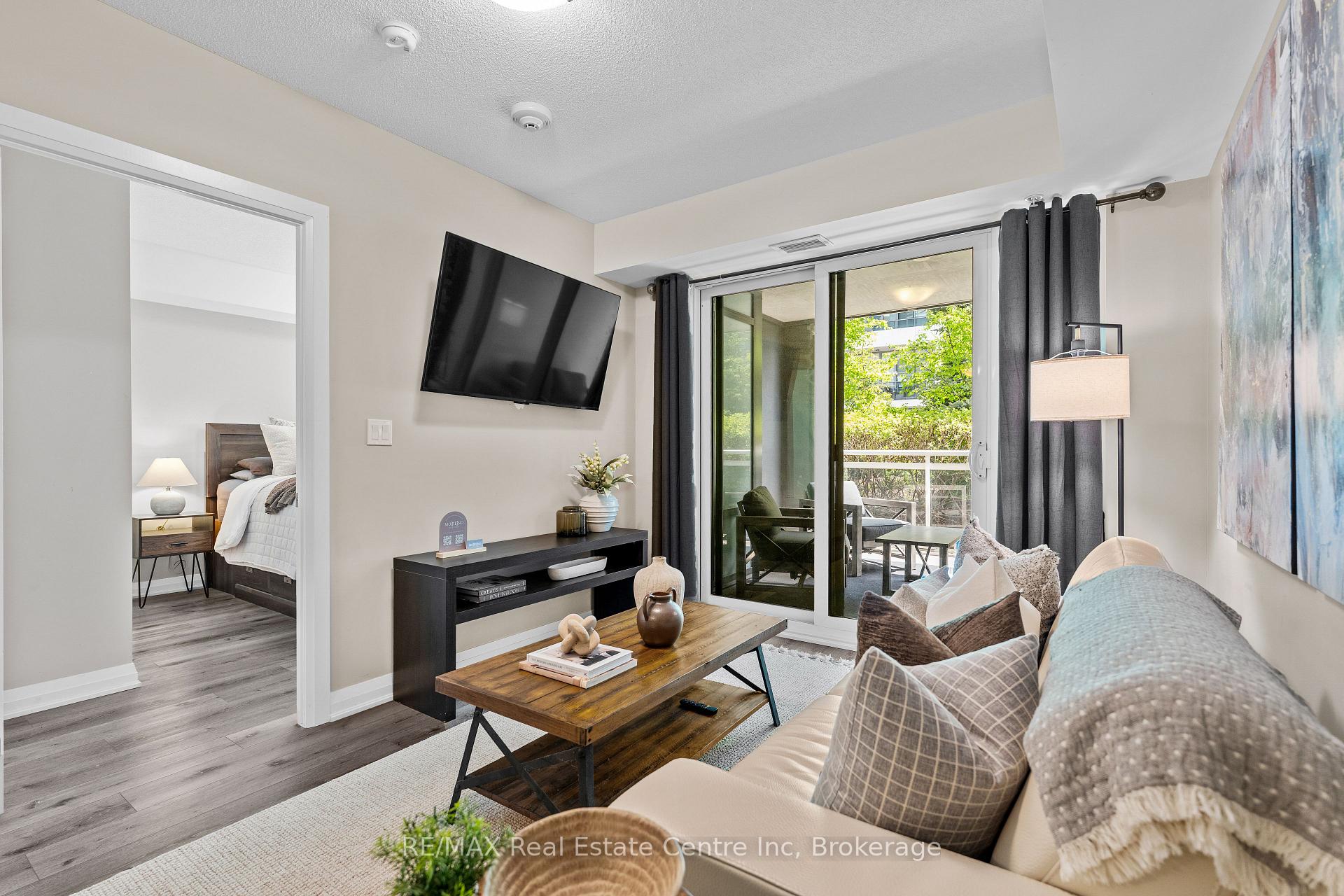 63 Arthur Street S 201