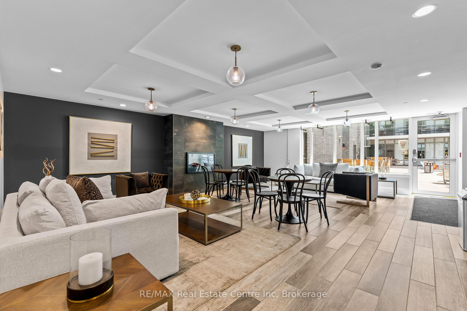 63 Arthur Street S 201